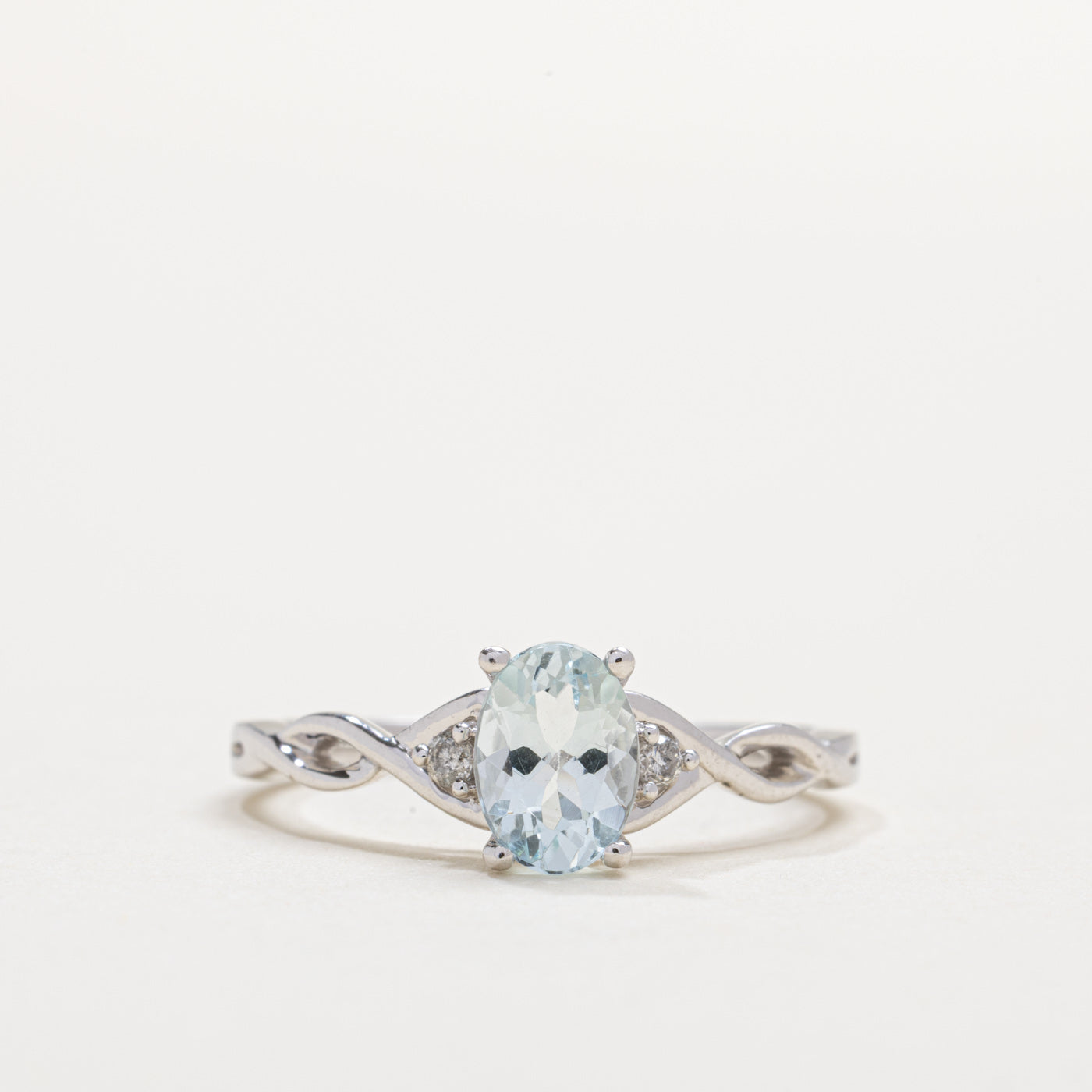 10K Oval Cut Aquamarine & Diamond Crossover Ring | SZ 7.0