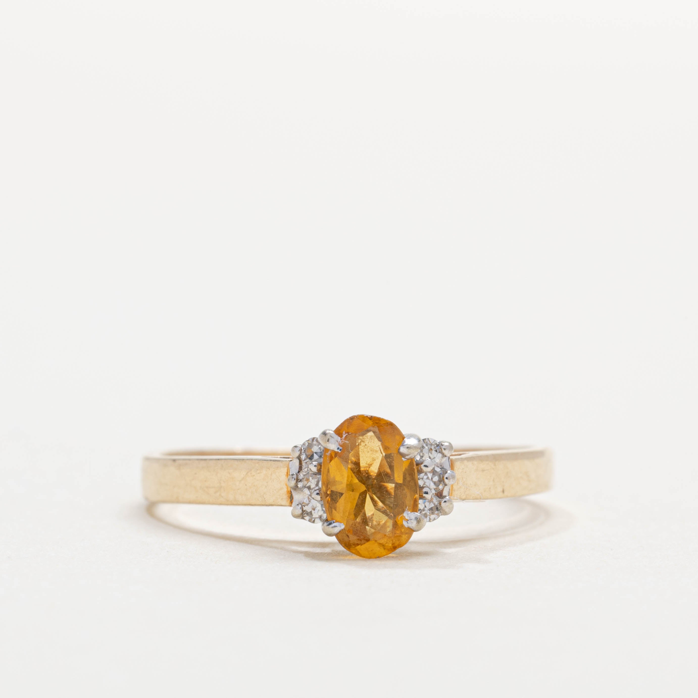 10K Oval Cut Citrine & Daimond Accented Ring | SZ 6.5