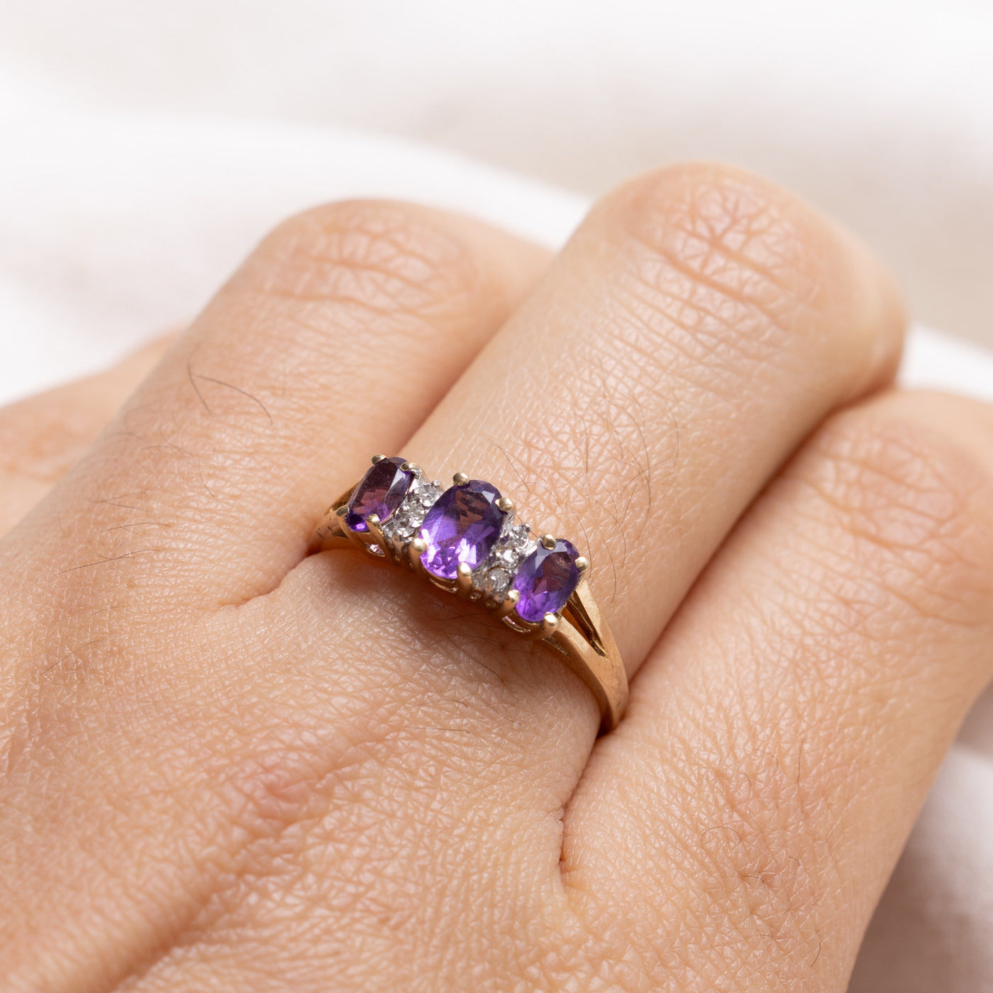 10K Three Stone Oval Cut Amethyst & Diamond Accented Ring | SZ 7.75