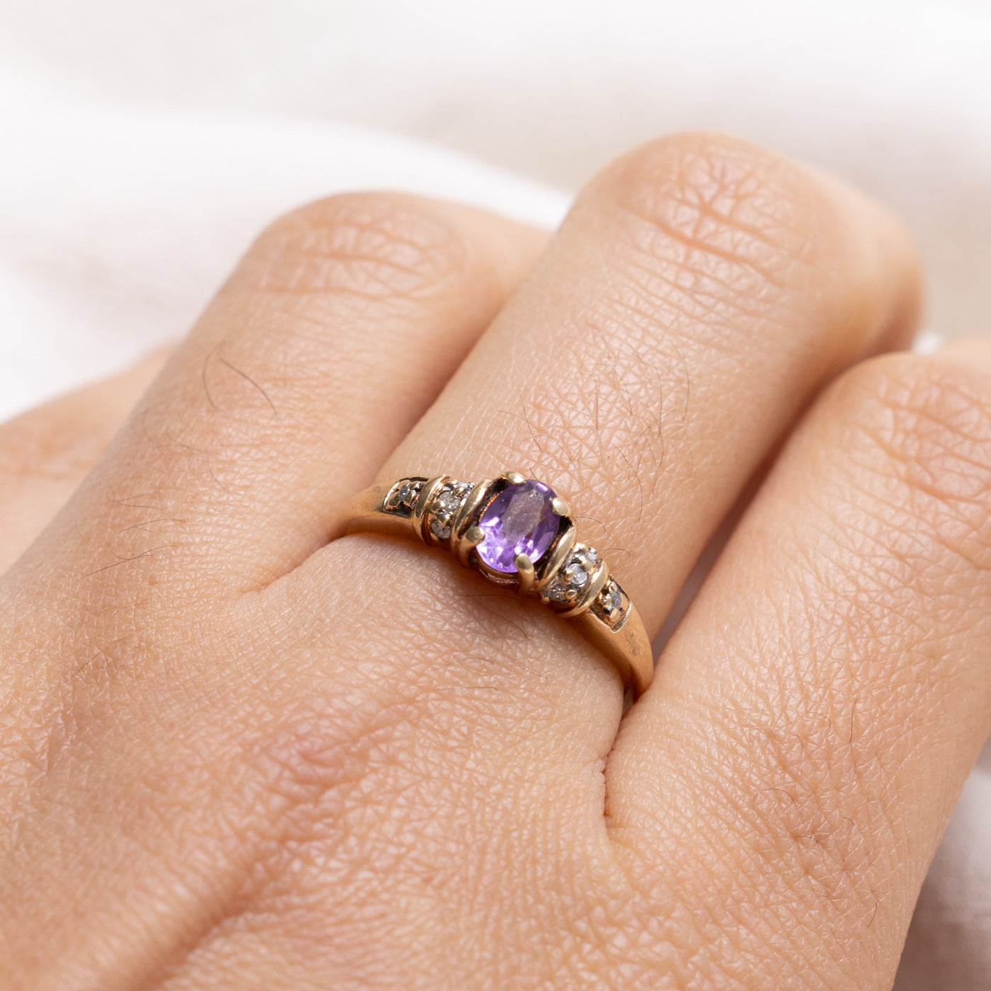 10K Oval Cut Amethyst & Diamond Accented Ring | SZ 6.75
