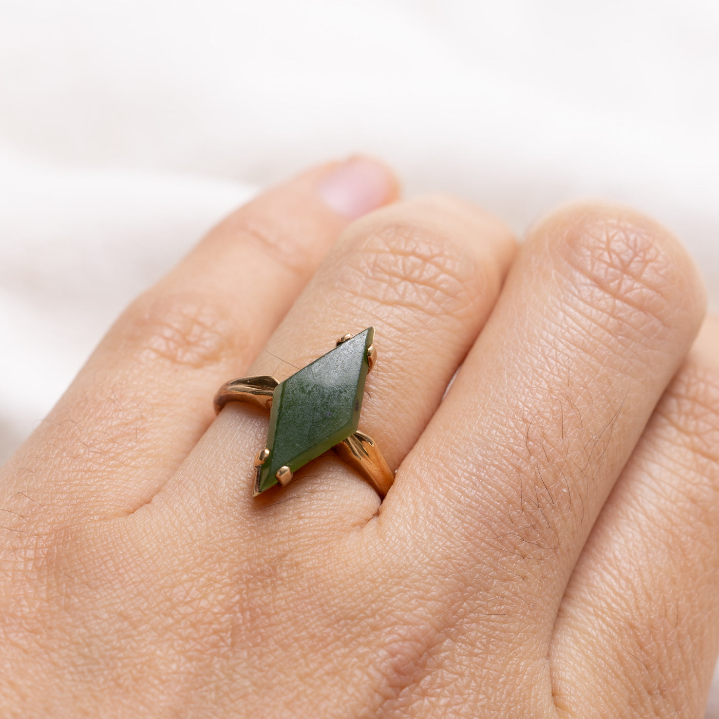 10K Slab Cut Nephrite Jade Ring | SZ 4.5