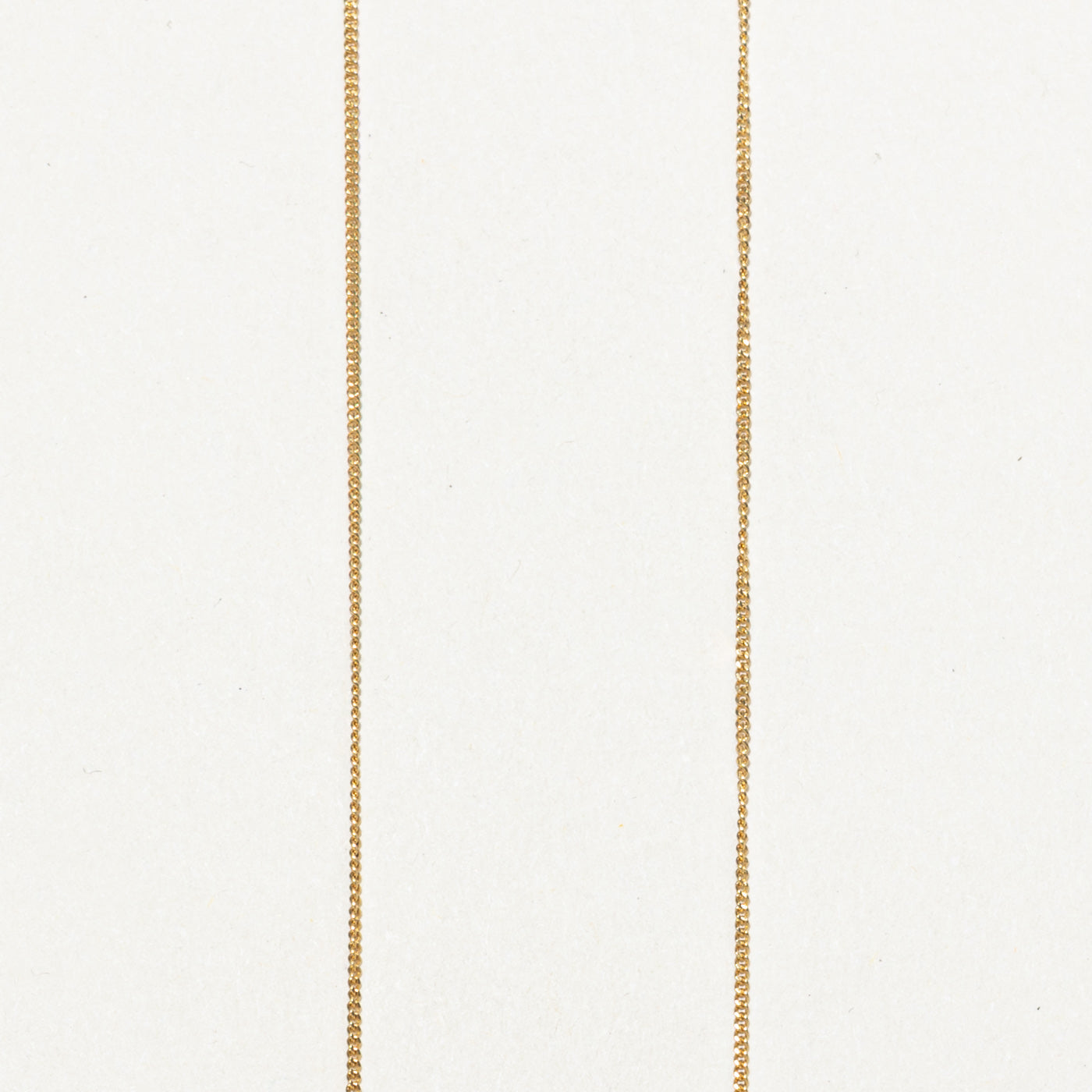 Collier pendentif oiseau abstrait en diamant 18 carats | 47 cm