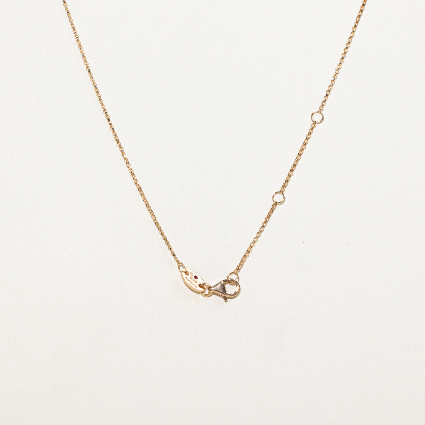 Collier pendentif en or 18 carats avec diamant taille marquise | 45,7 cm