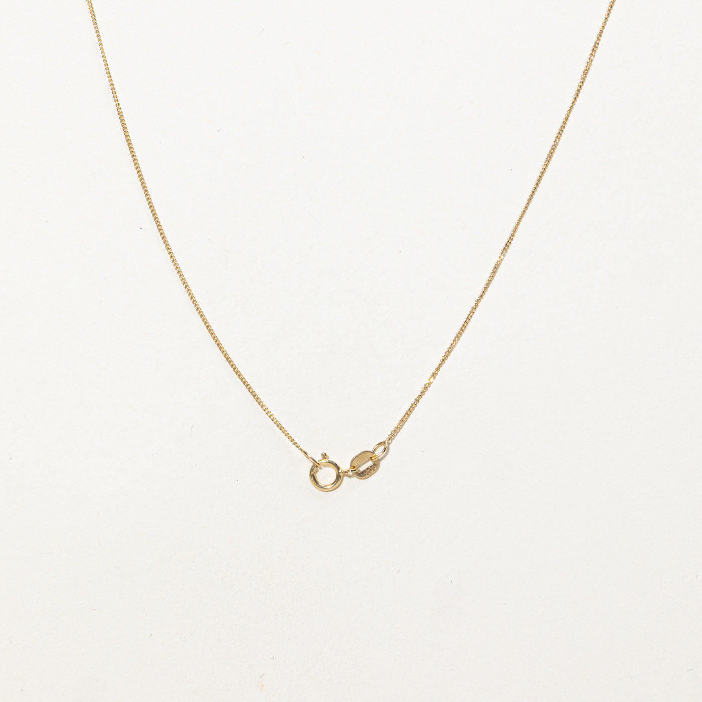Collier pendentif cœurs entrelacés en or 10 carats et diamants | 45,7 cm