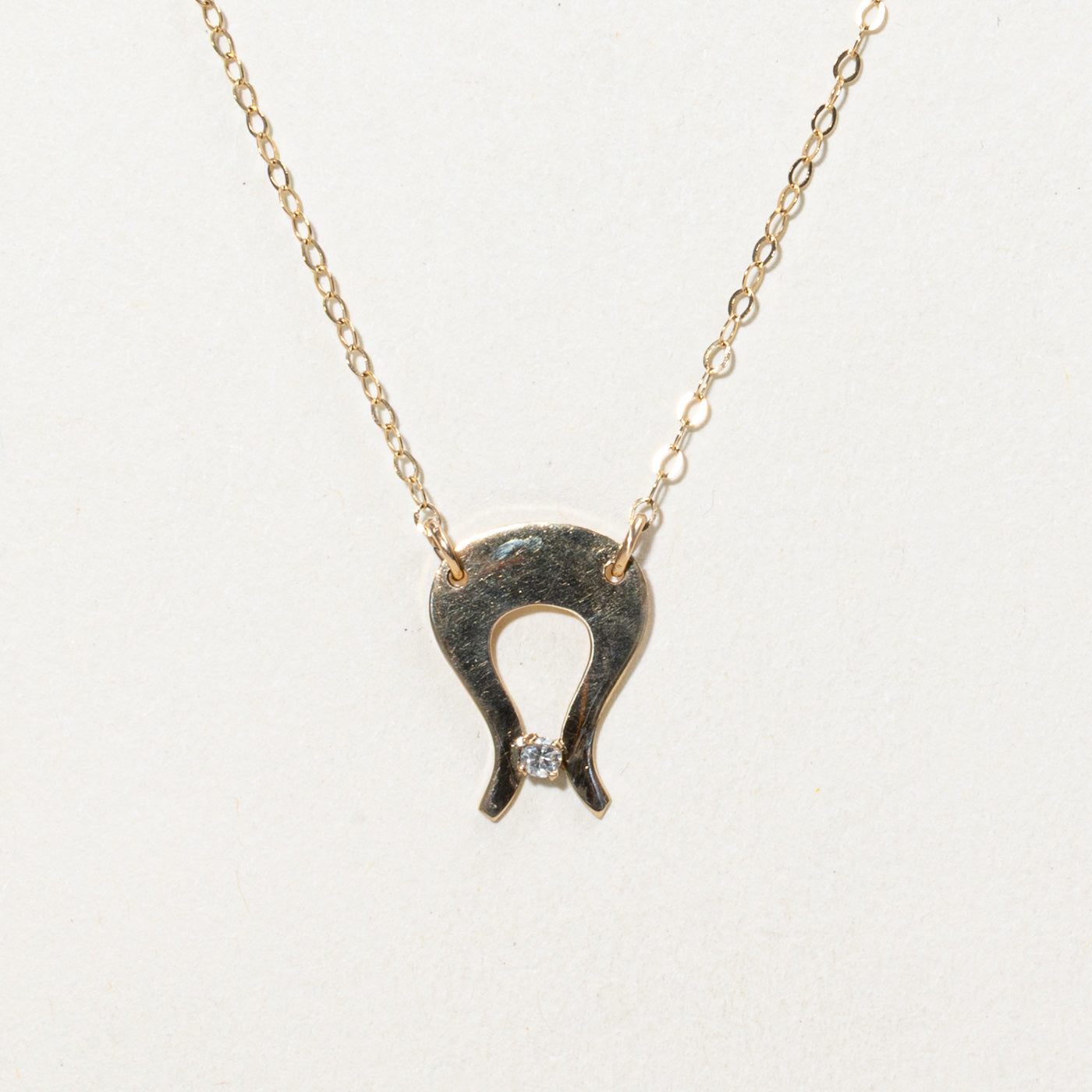 14K Diamond Horseshoe Pendant Necklace | 14"
