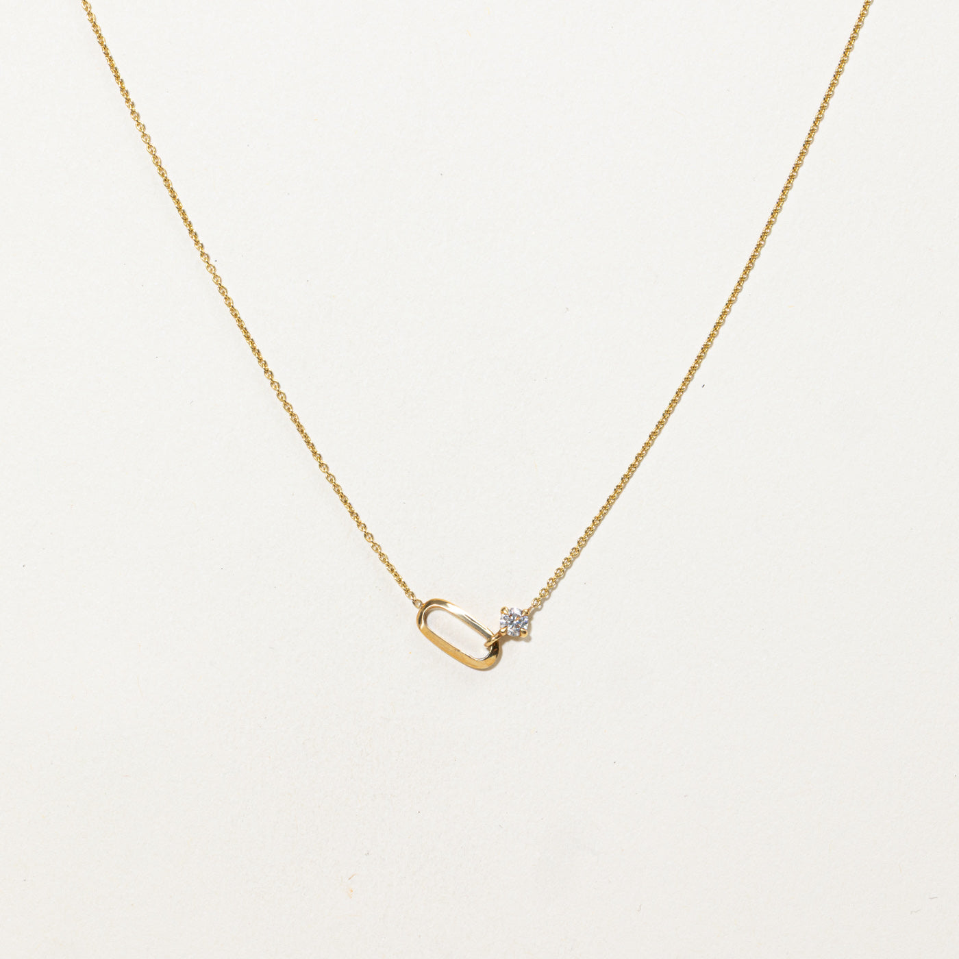 Collier pendentif géométrique en or 14 carats et diamants | 40,6 cm
