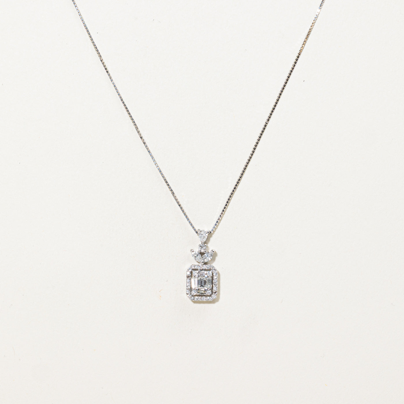 18K Diamond Cluster Halo Pendant Necklace | 16"