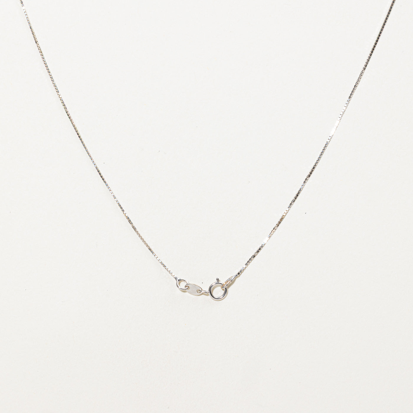 18K Diamond Cluster Halo Pendant Necklace | 16"