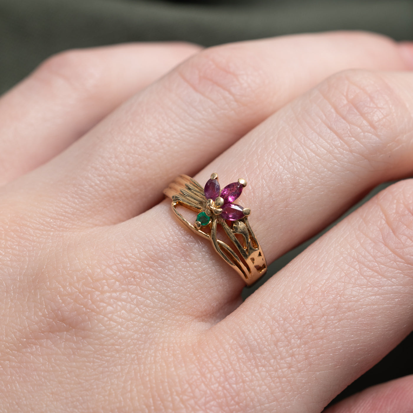 14k Marquise Cut Ruby & Emerald Floral Ring | SZ 6.5
