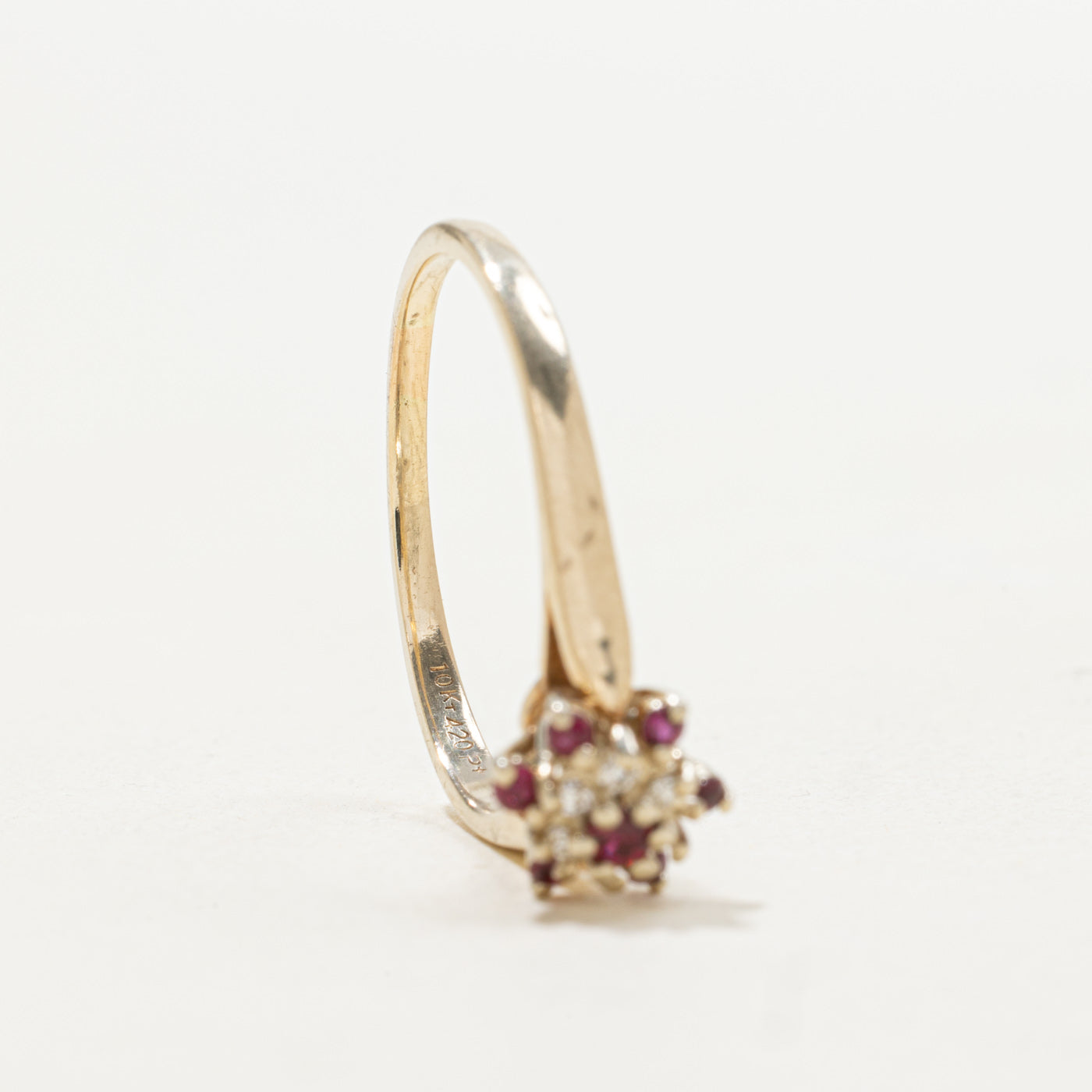 10k Ruby & Diamond Petal Cluster Ring | SZ 7.75