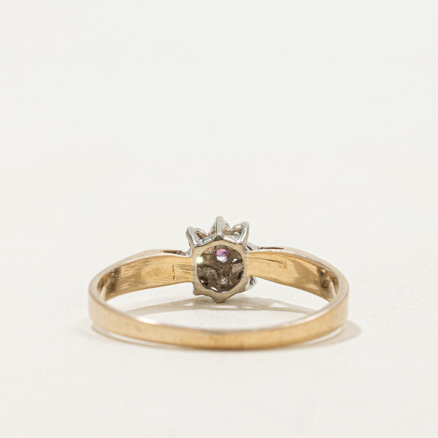 10k Round Cut Ruby & Diamond Petal Cluster Ring | SZ 8.0