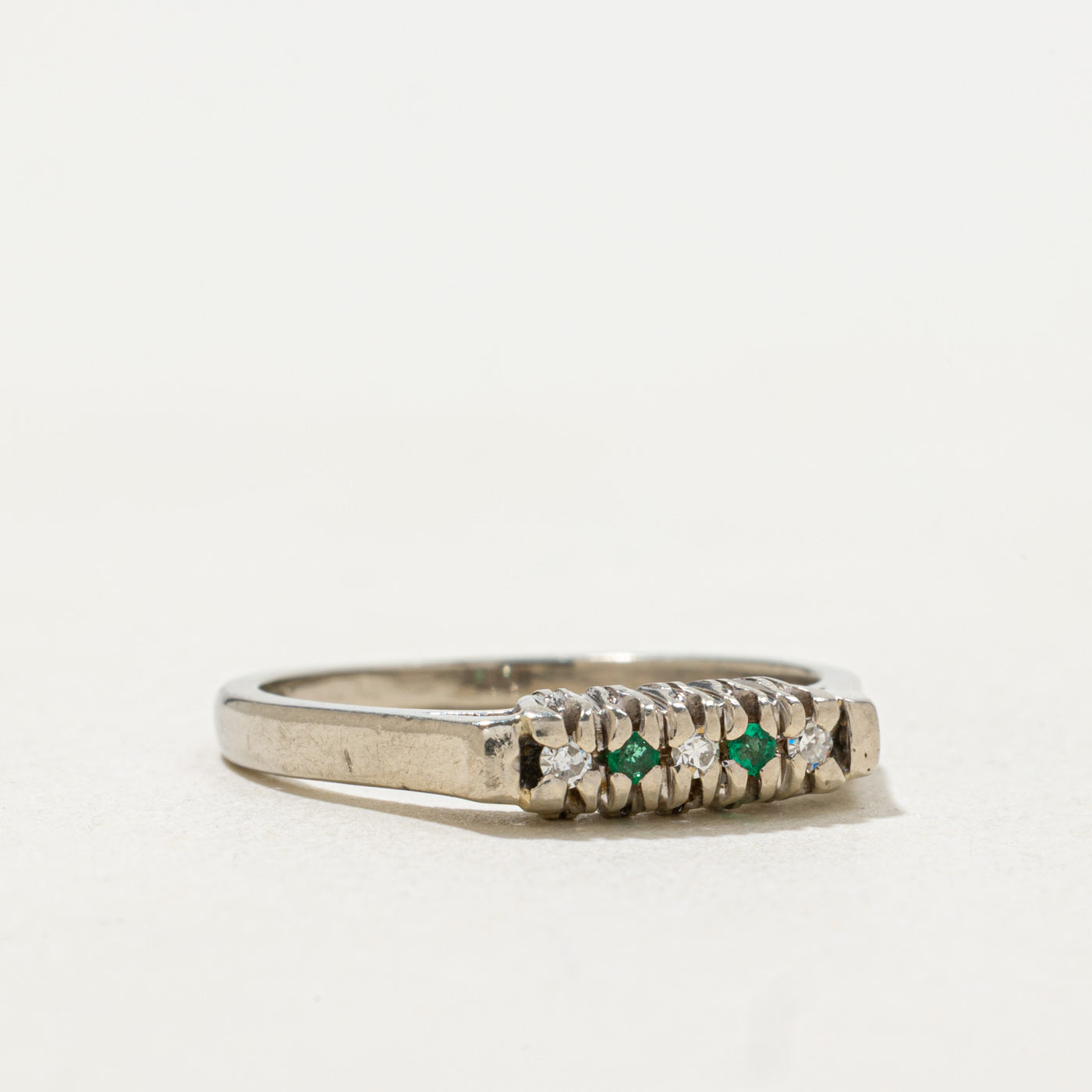 14k Five Stone Emerald & Diamond Band | SZ 6.0