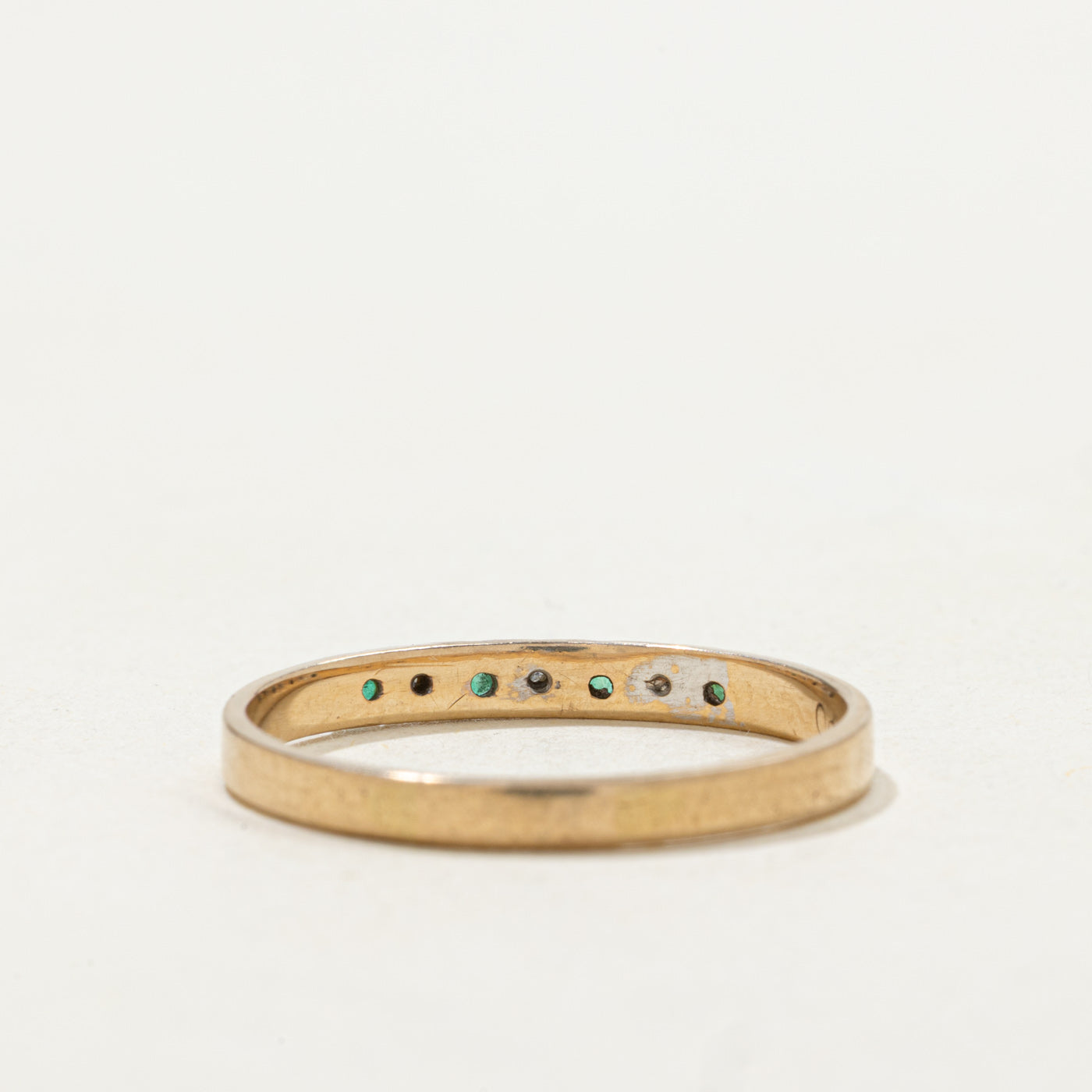 10k Seven Stone Round Cut Emerald & Diamond Band | SZ 7.75