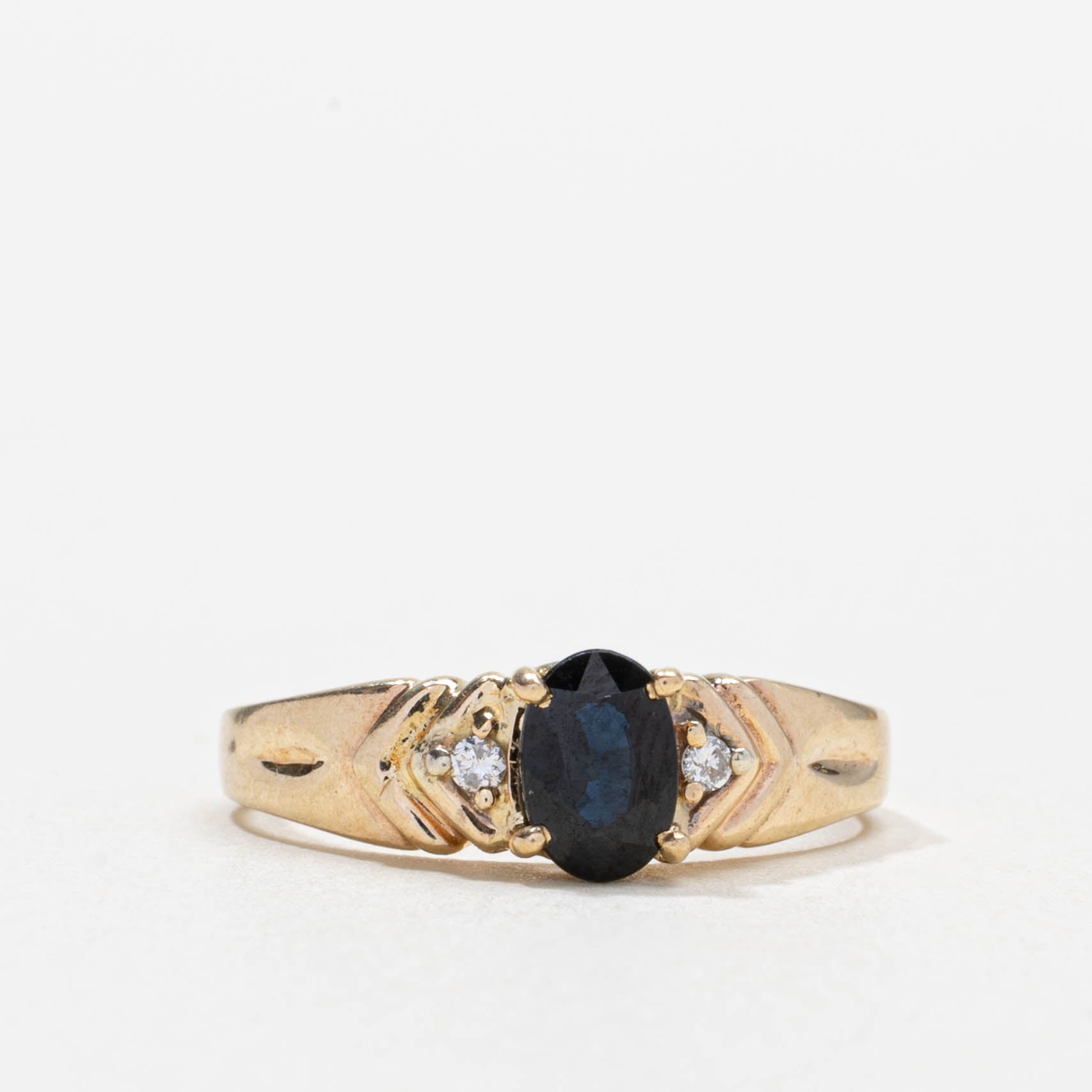 10k Sapphire & Diamond Accented Grooved Ring | SZ 4.75