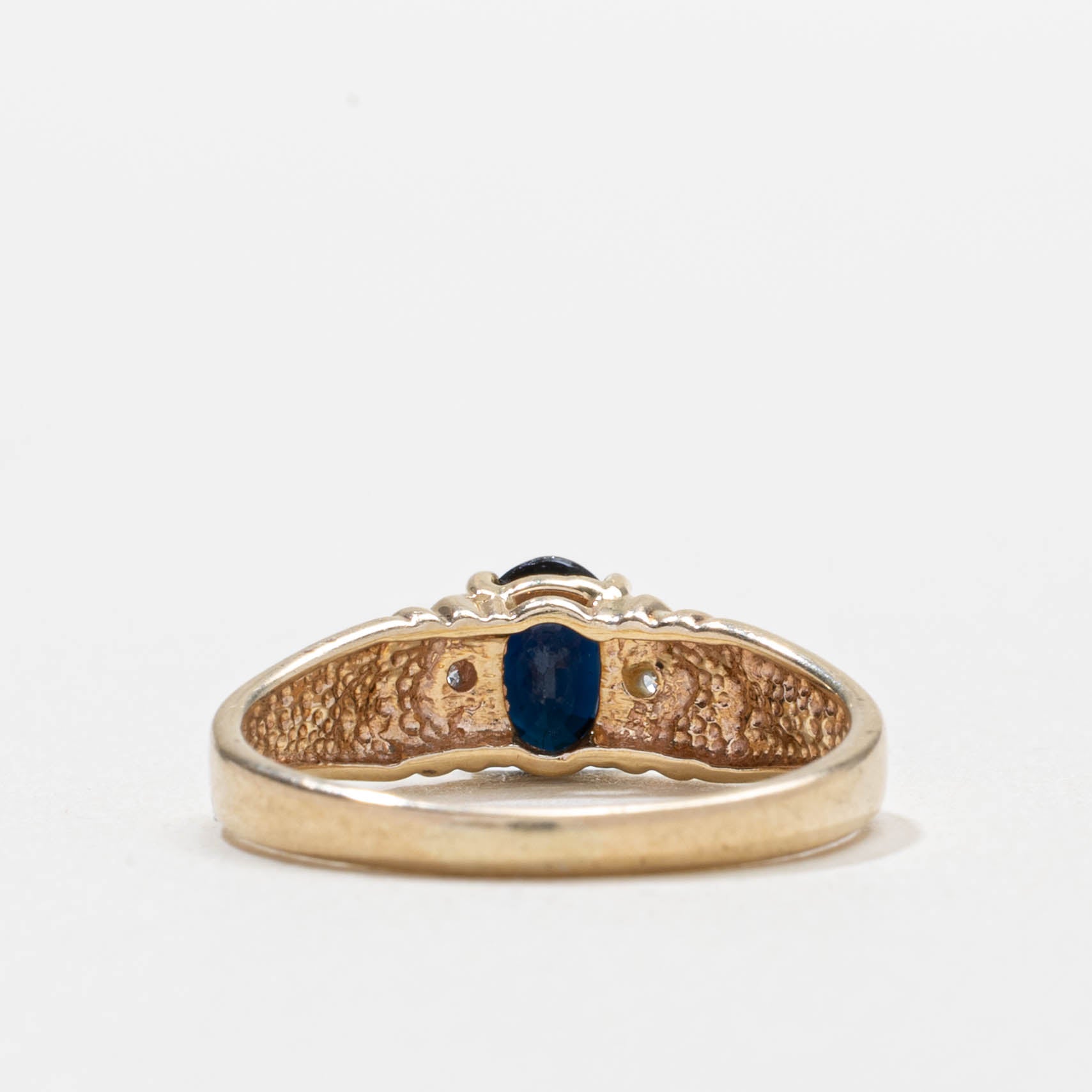 10k Sapphire & Diamond Accented Grooved Ring | SZ 4.75