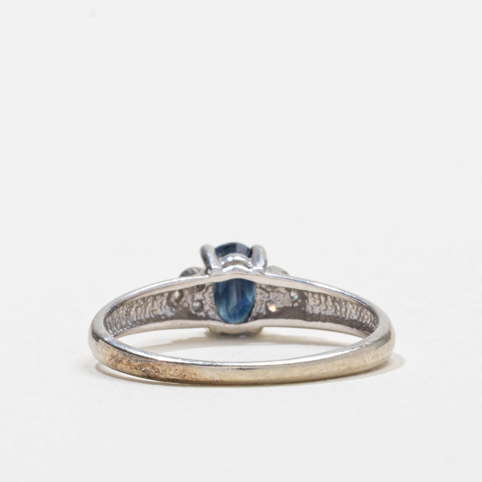 10k Oval Cut Sapphire & Diamond Accented Ring | SZ 6.5