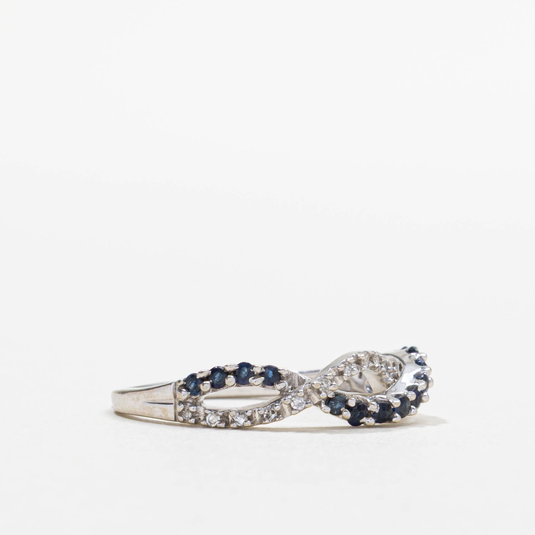 10k Sapphire & Diamond Multi Crossover Ring | SZ 6