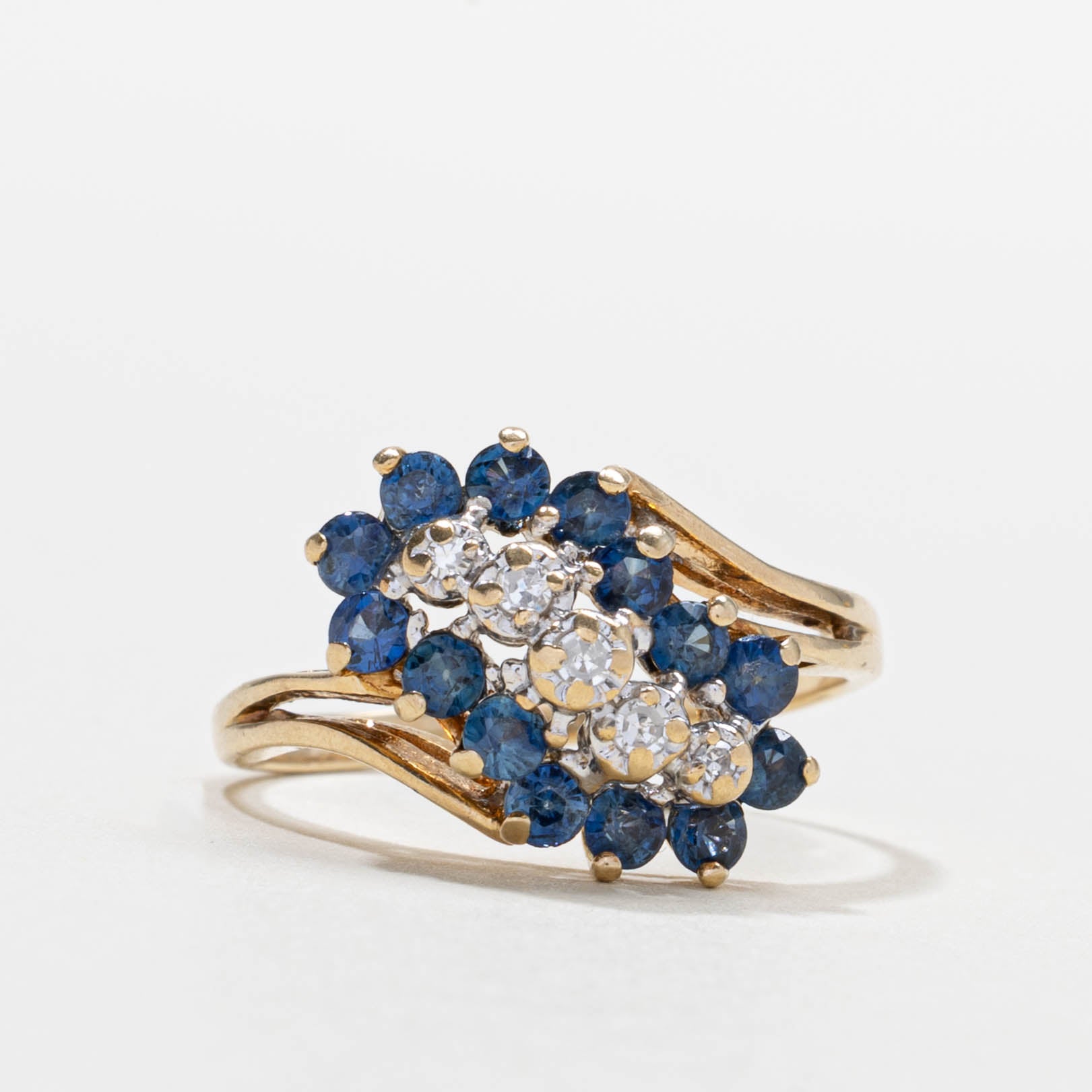 10k Sapphire & Diamond Cluster Ring | SZ 7.5