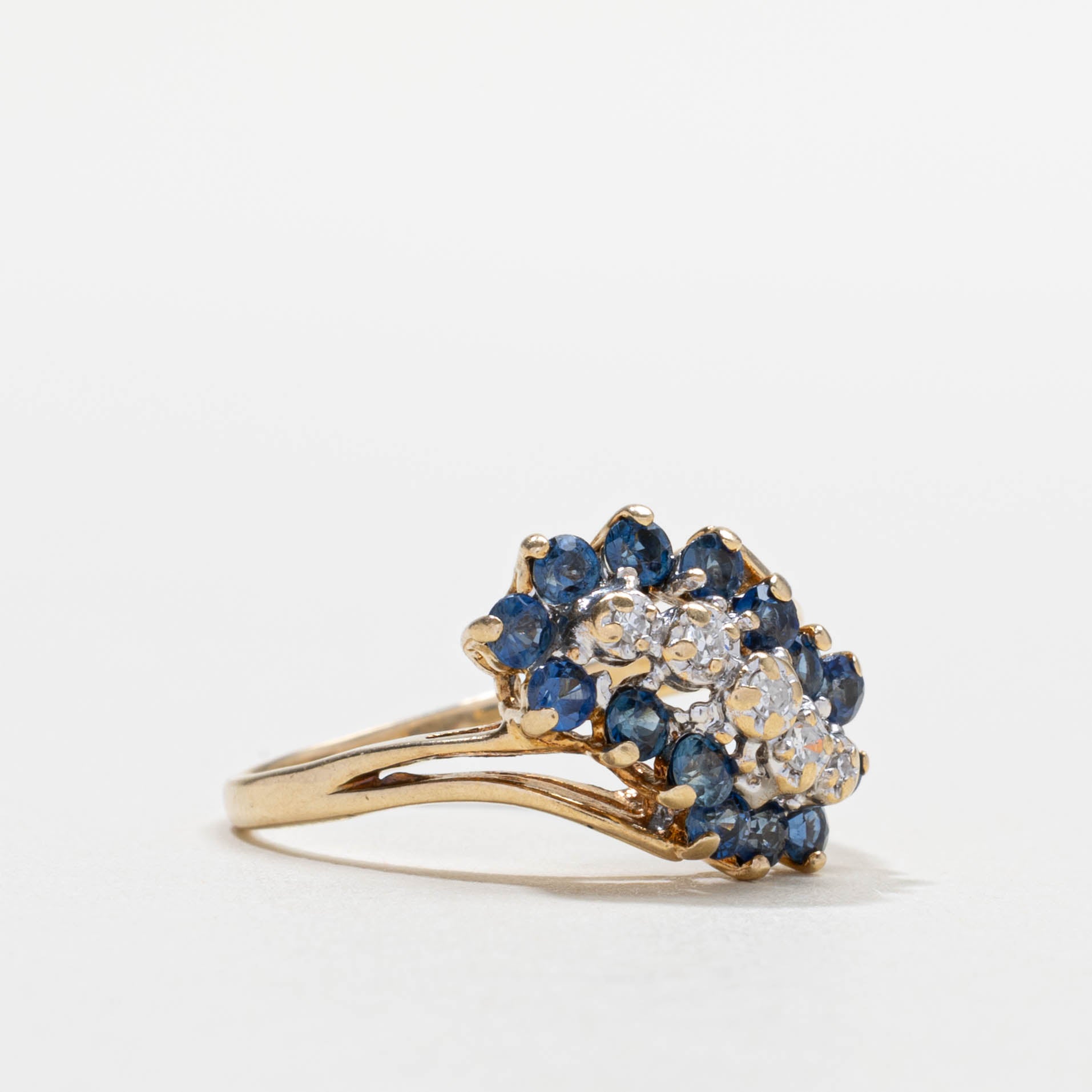 10k Sapphire & Diamond Cluster Ring | SZ 7.5