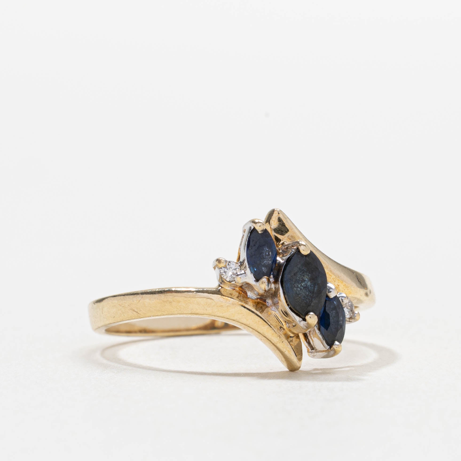10k Three Stone Sapphire & Diamond Cluster Bypass Ring | SZ 6.75