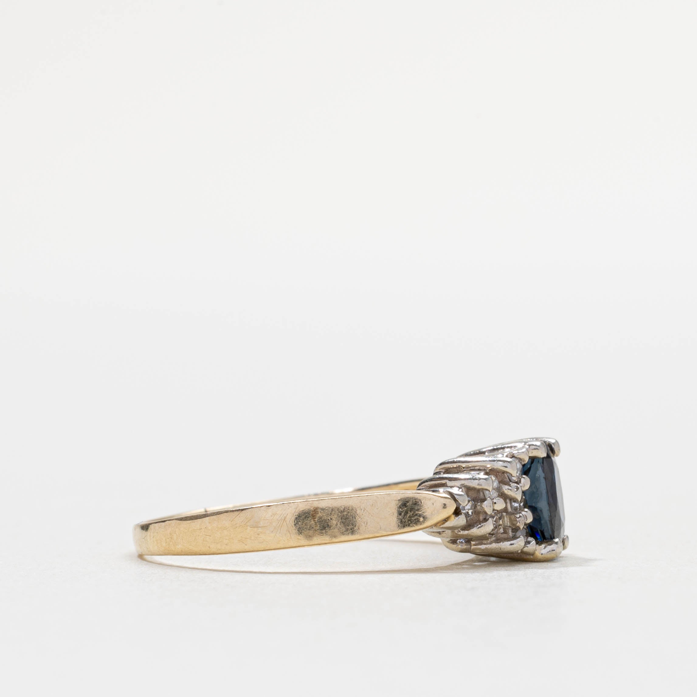 14k Oval Cut Sapphire & Diamond Accented Ring | SZ 7
