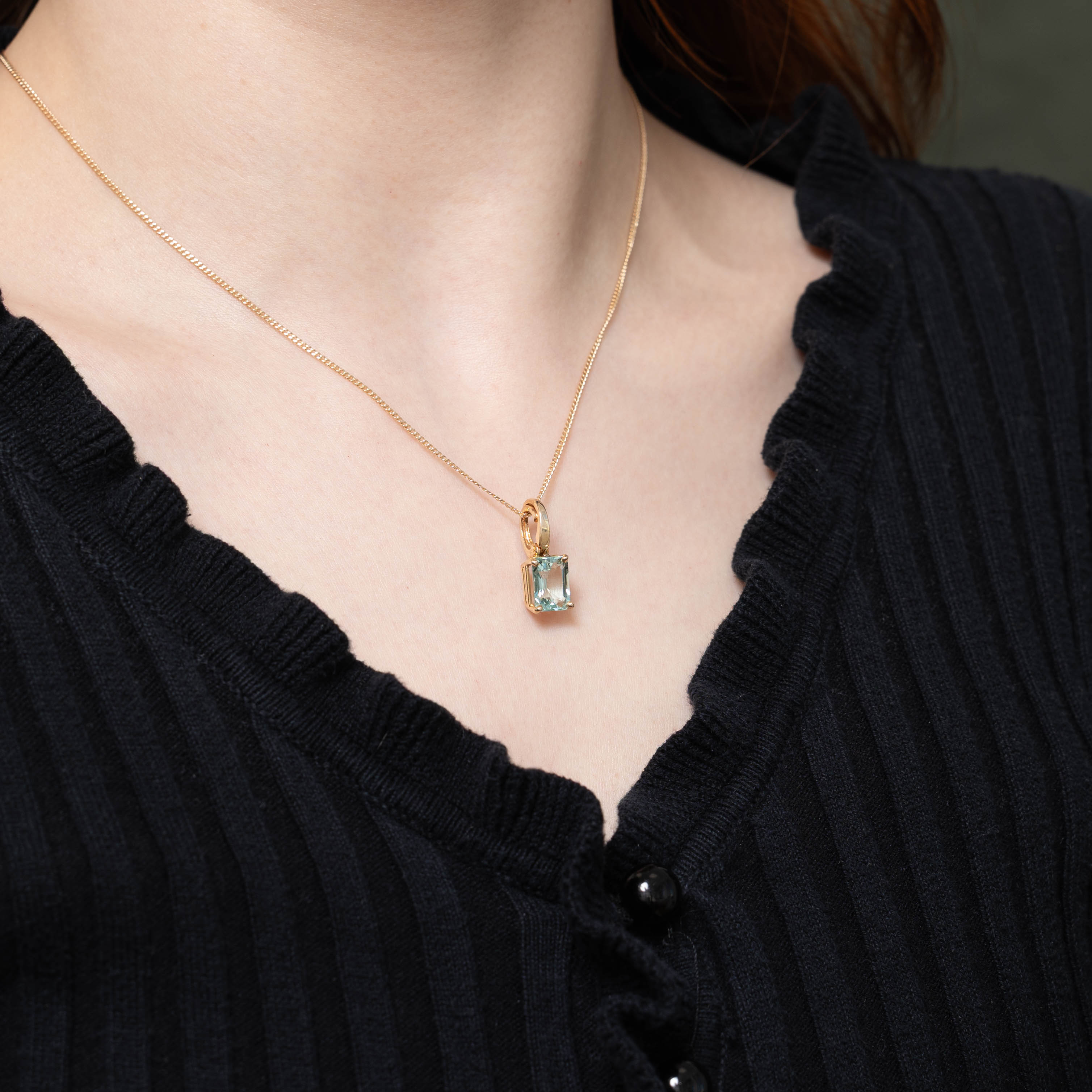 14k Solitaire Aquamarine Pendant | 2.50ct