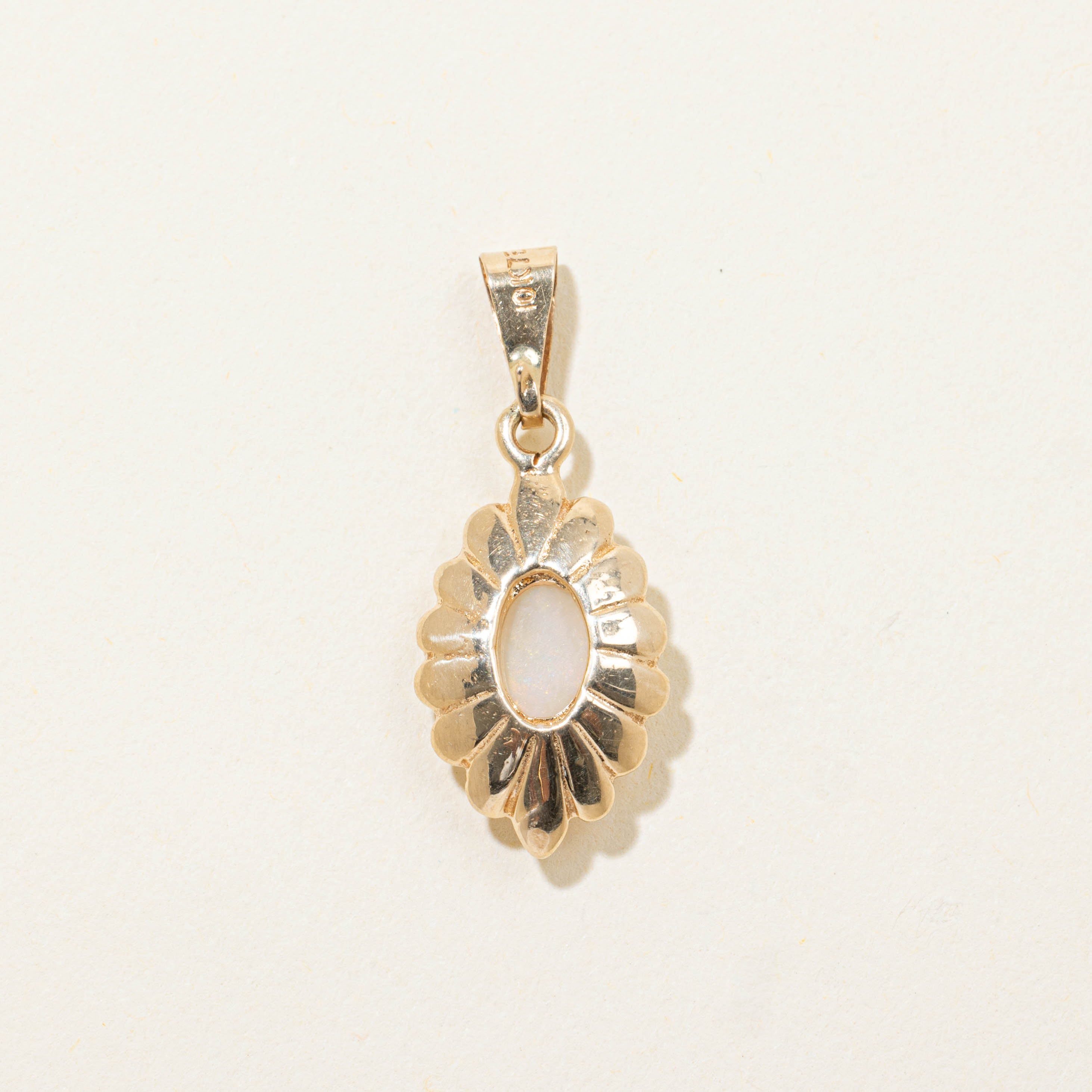 10k Opal Floral Scalloped Pendant | 1.10ct