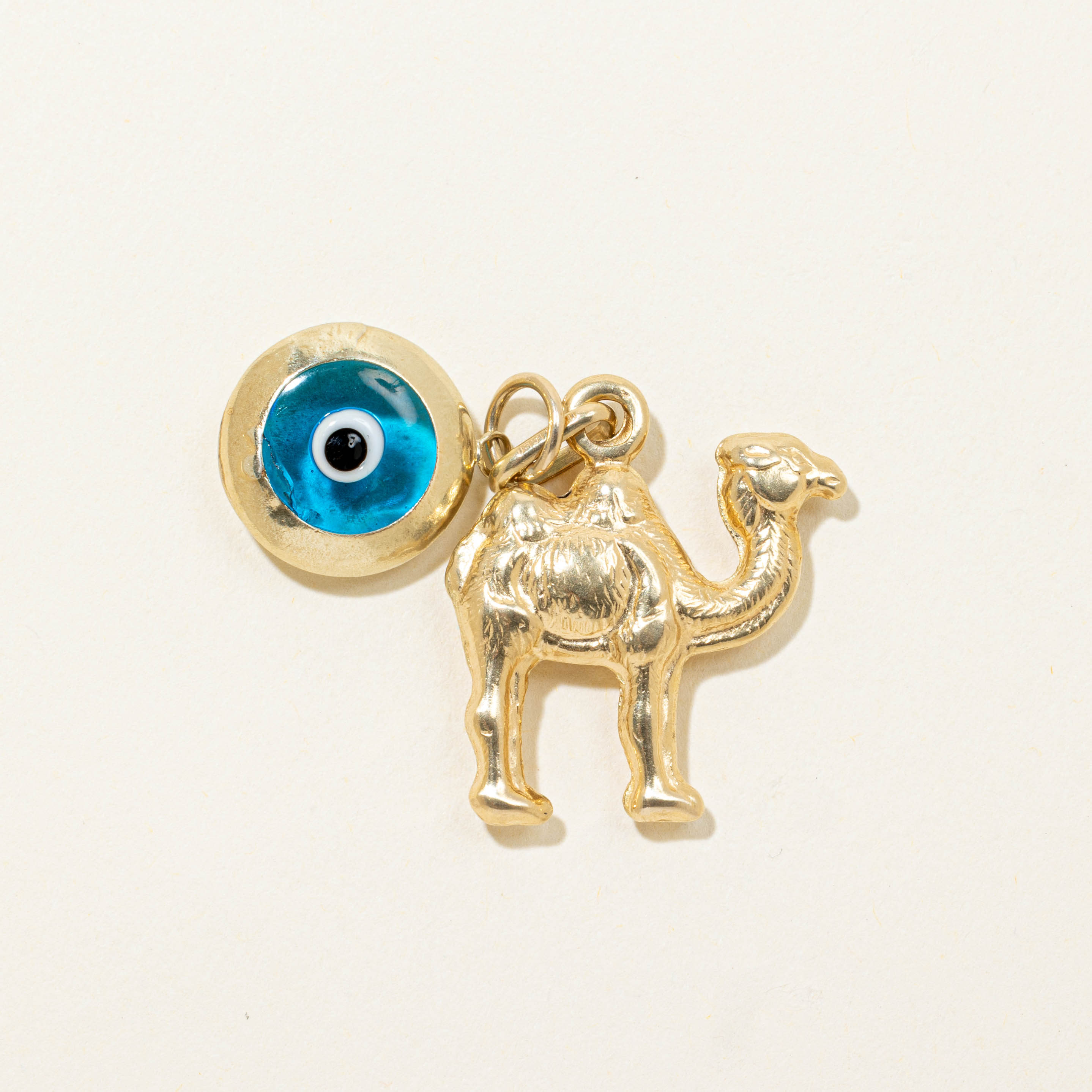 18k Glass Camel & Evil Eye Pendant | 5.00ct