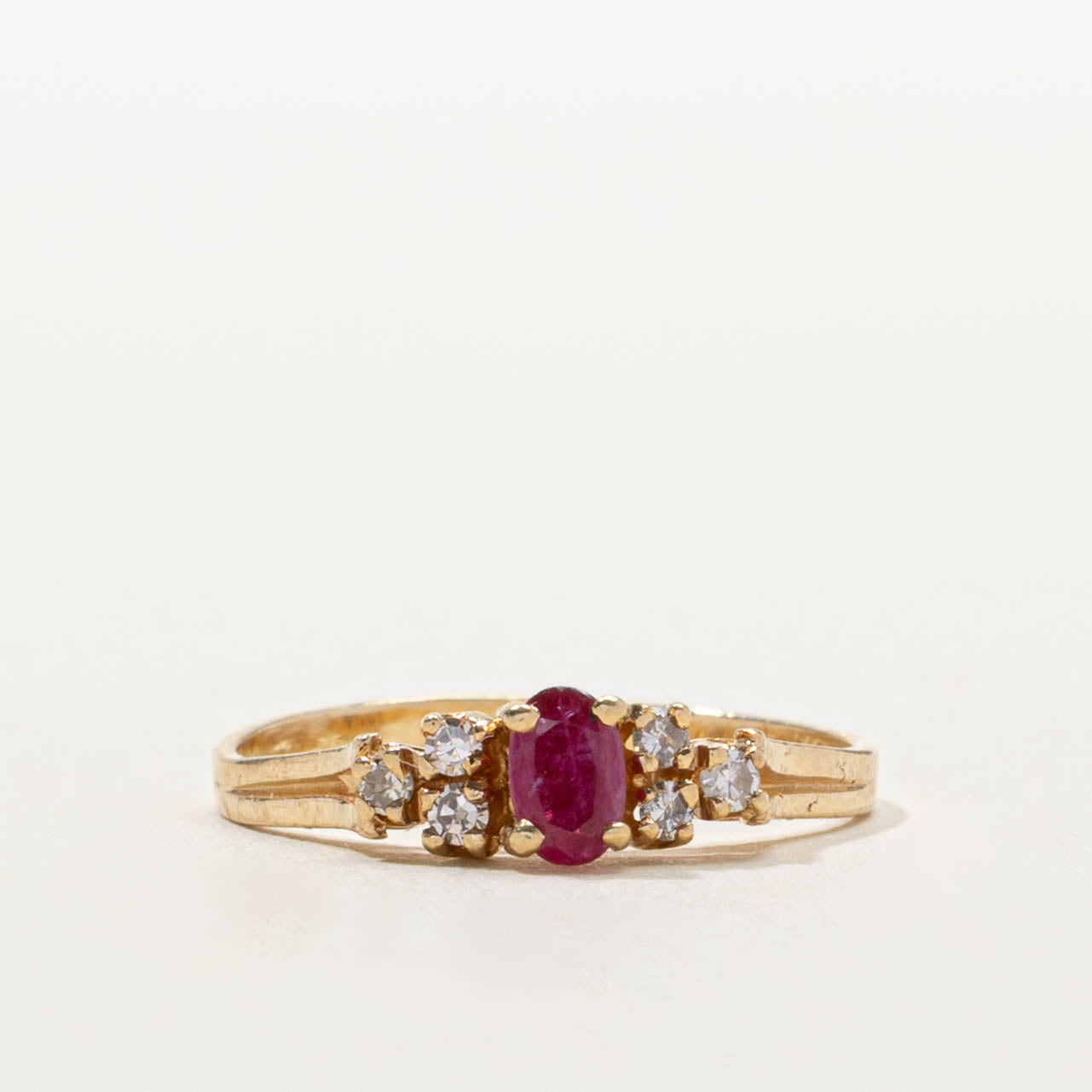 10k Ruby & Diamond Accents Ring | SZ 5.5