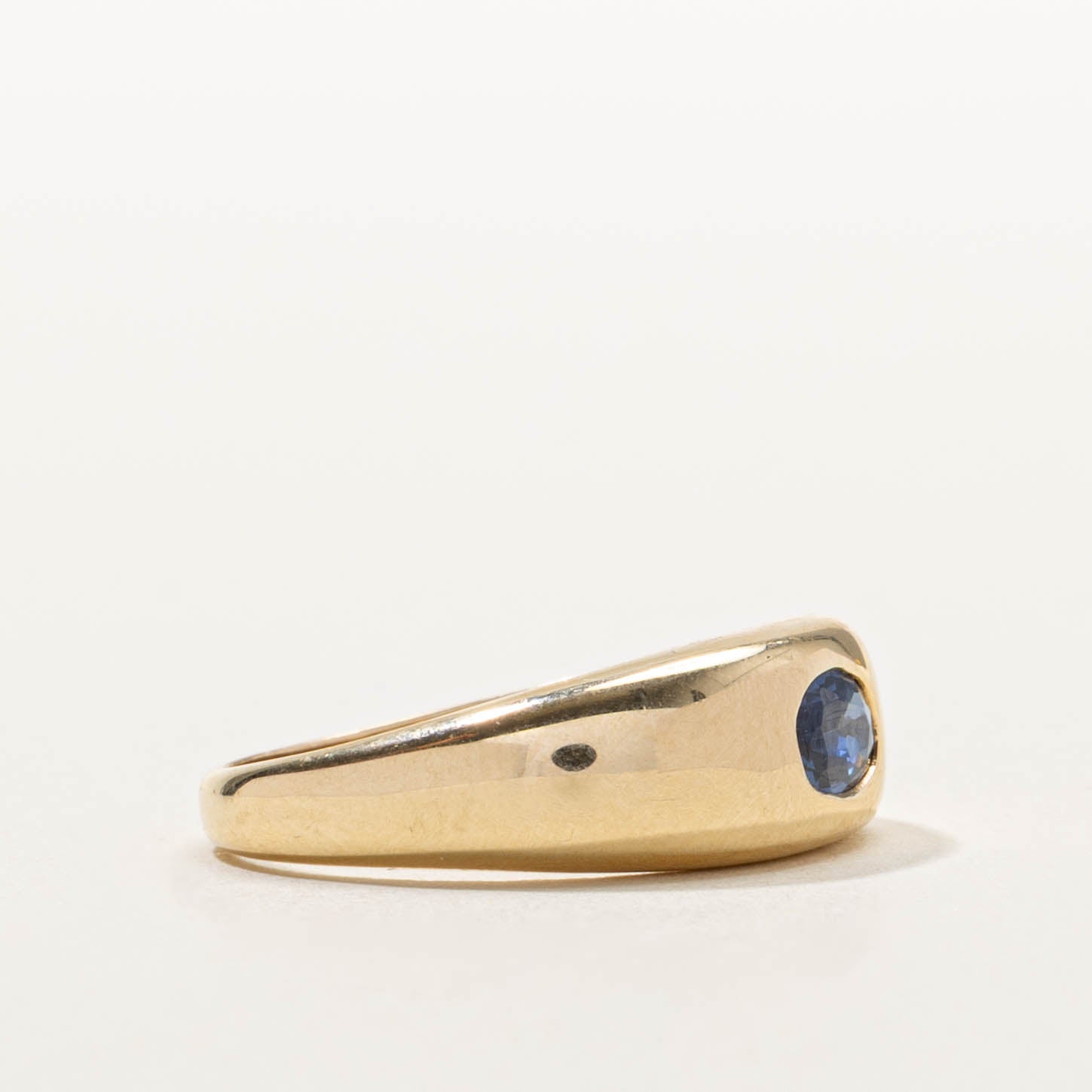 14k Flush Set Sapphire Dome Ring | SZ 7