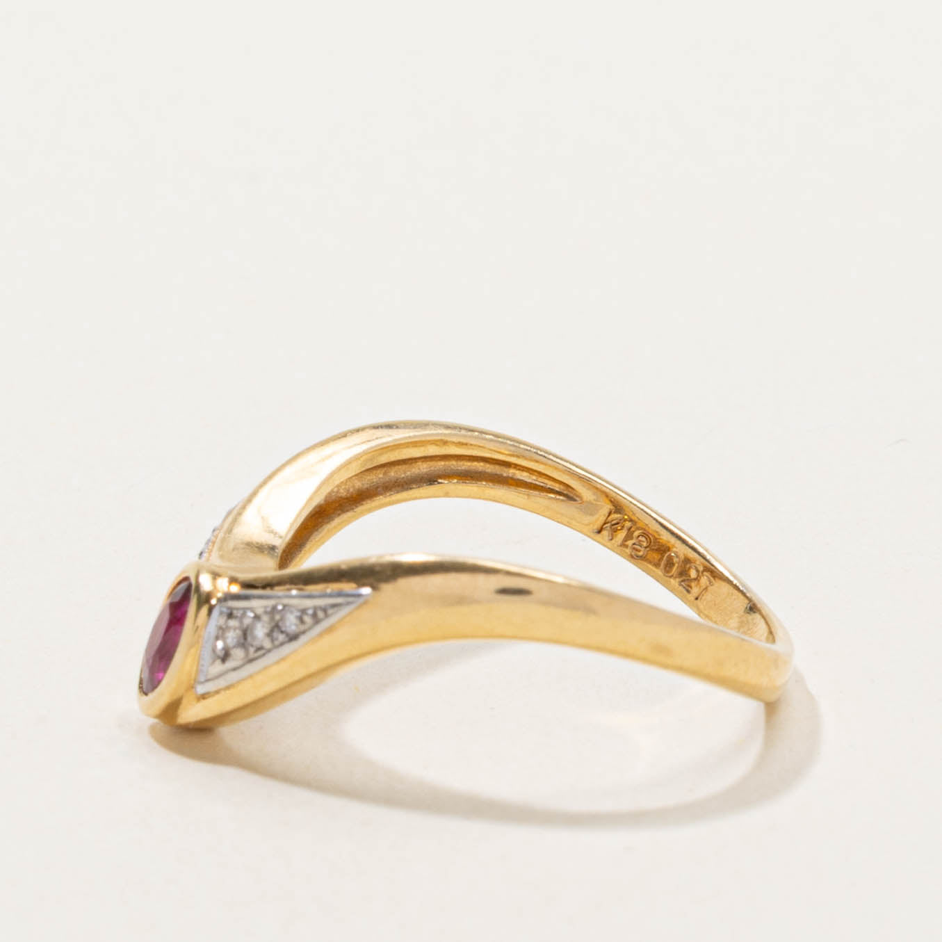 18k-900 Platinum Ruby & Diamond Deep Chevron Ring | SZ 5.75
