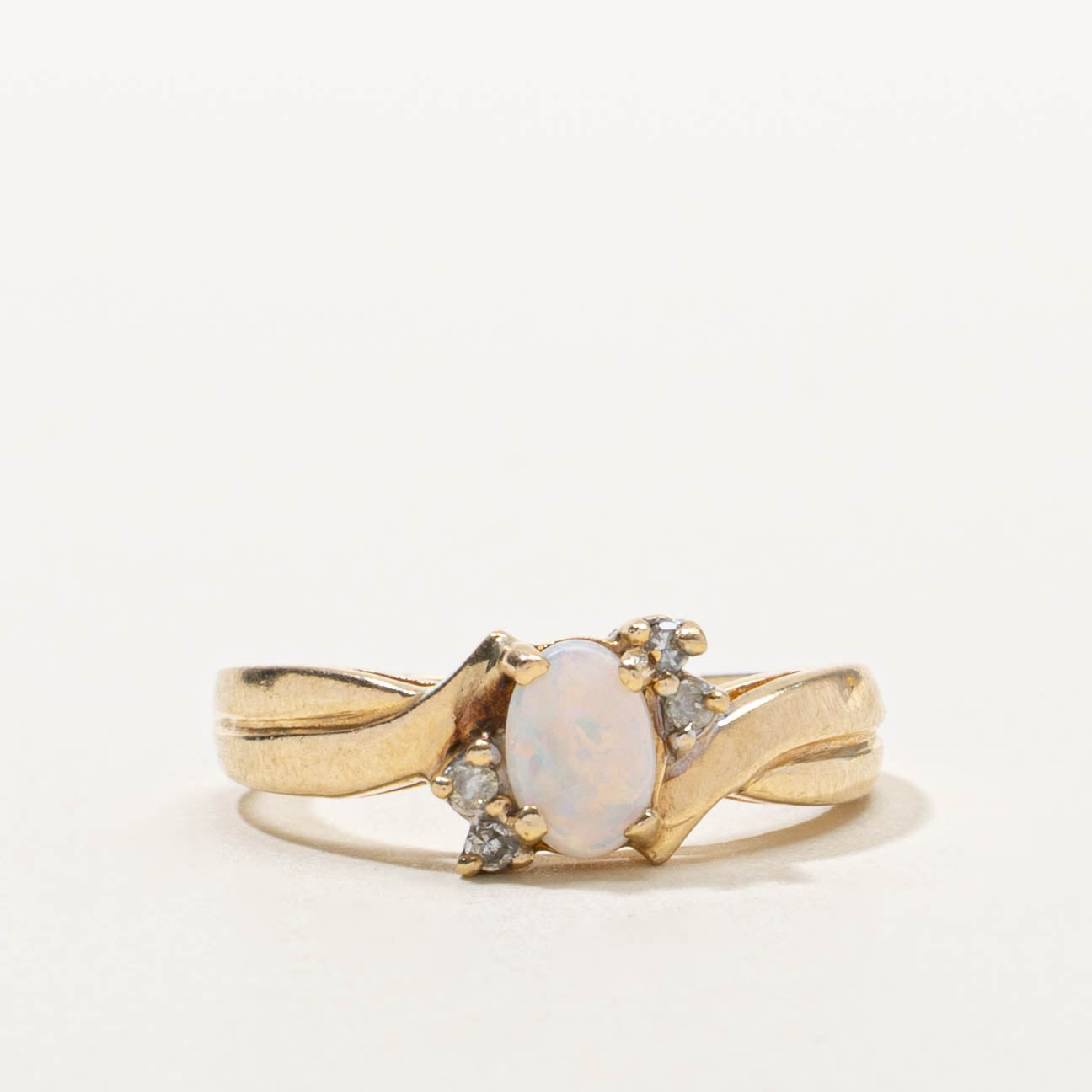 10k Opal & Diamond Crossover Ring | SZ 6
