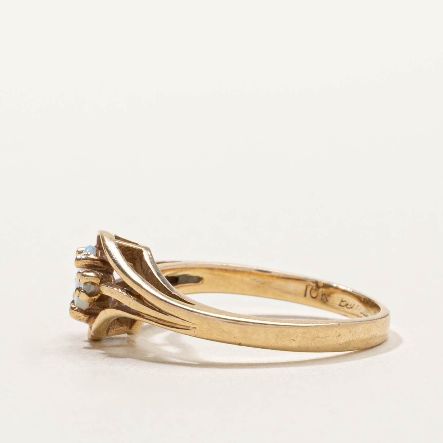10k Opal & Diamond Openwork Eye Ring | SZ 5