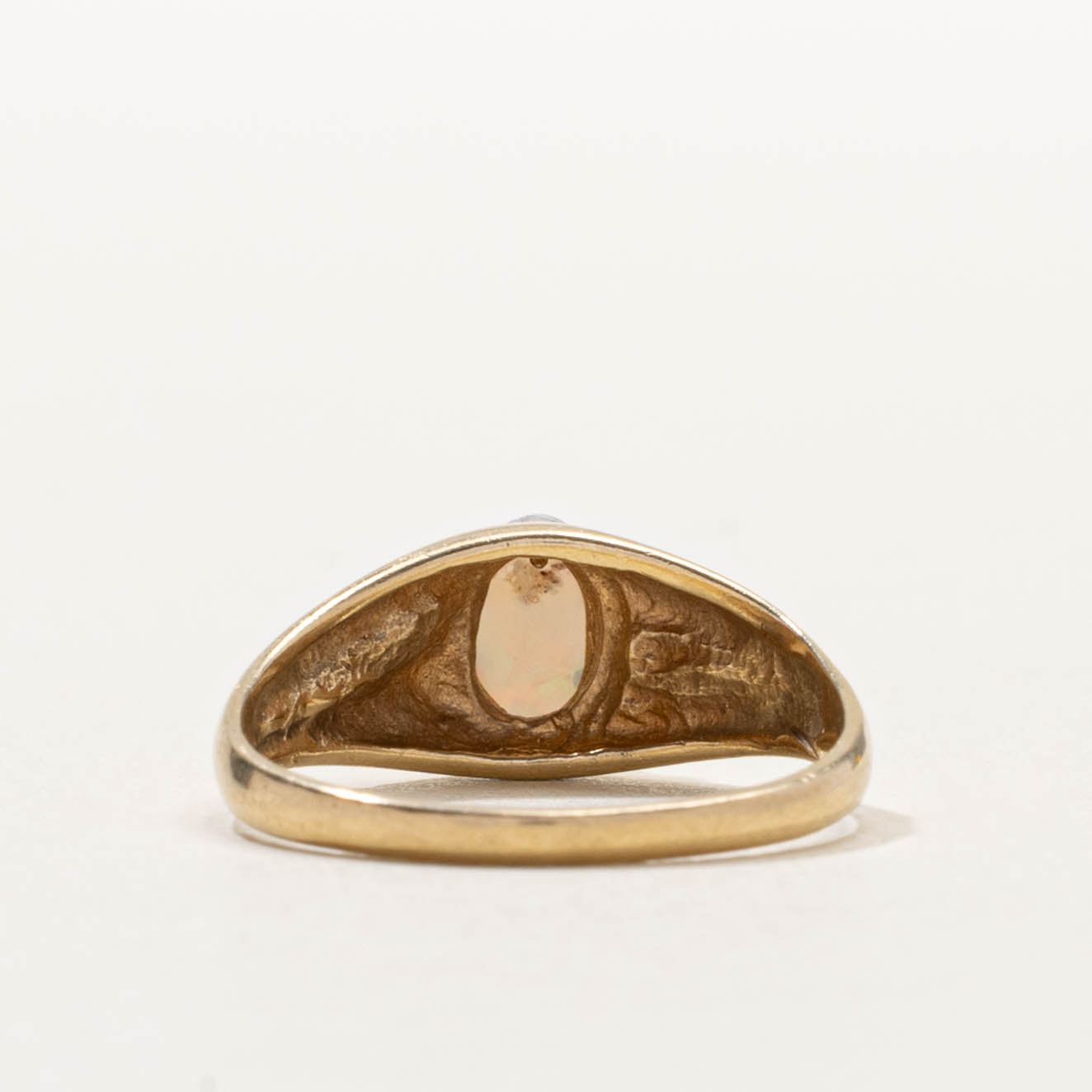 10k Solitaire Opal Dome Ring | SZ 5.25