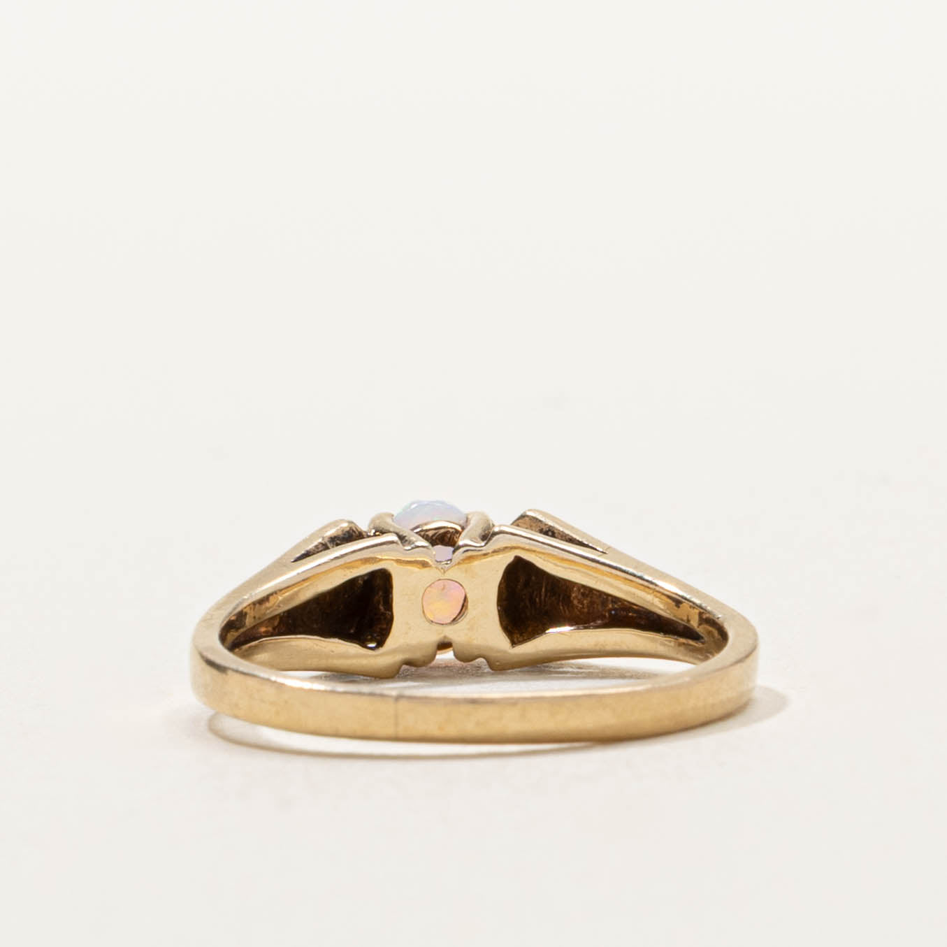 10k Opal Textured Concave Ring | SZ 4.75