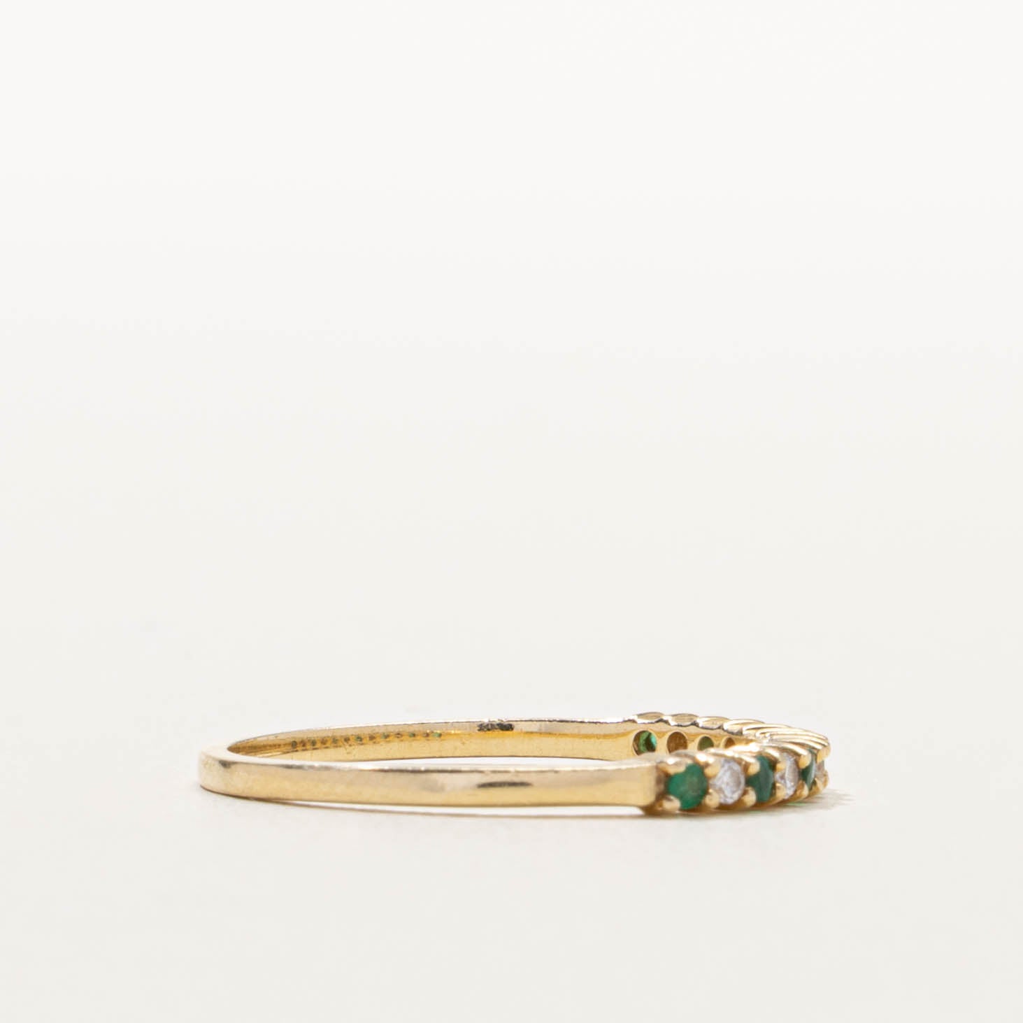 14k Semi Eternity Emerald & Diamond Ring | SZ 6.75