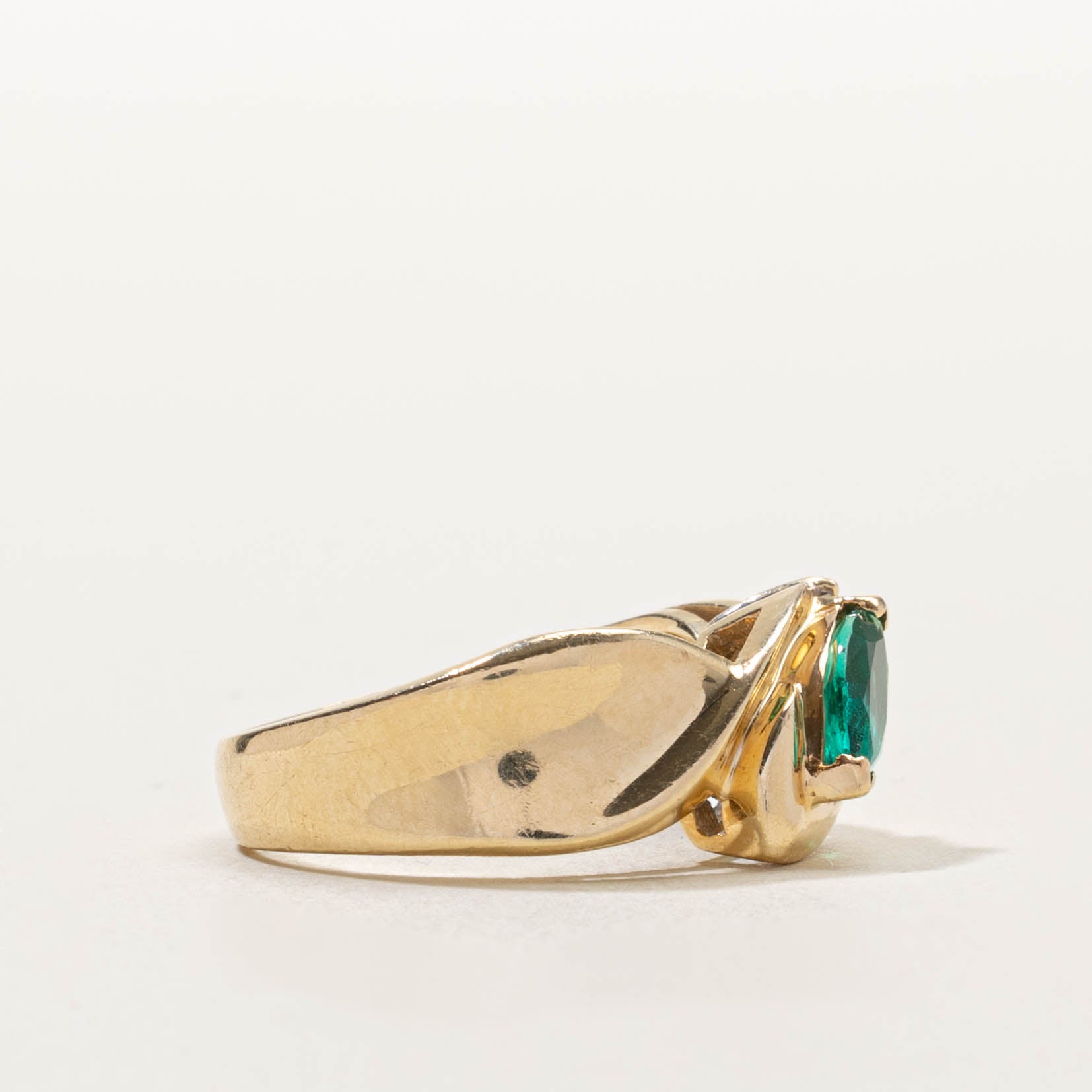 10k Marquise Cut Synthetic Emerald & Diamond Wave Ring | SZ 5.5