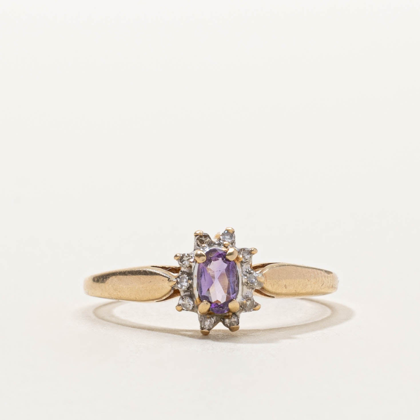 10k Amethyst & Diamond Petal Ring | SZ 6.75