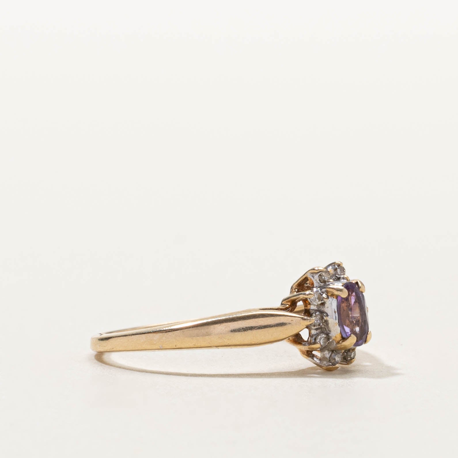 10k Amethyst & Diamond Petal Ring | SZ 6.75