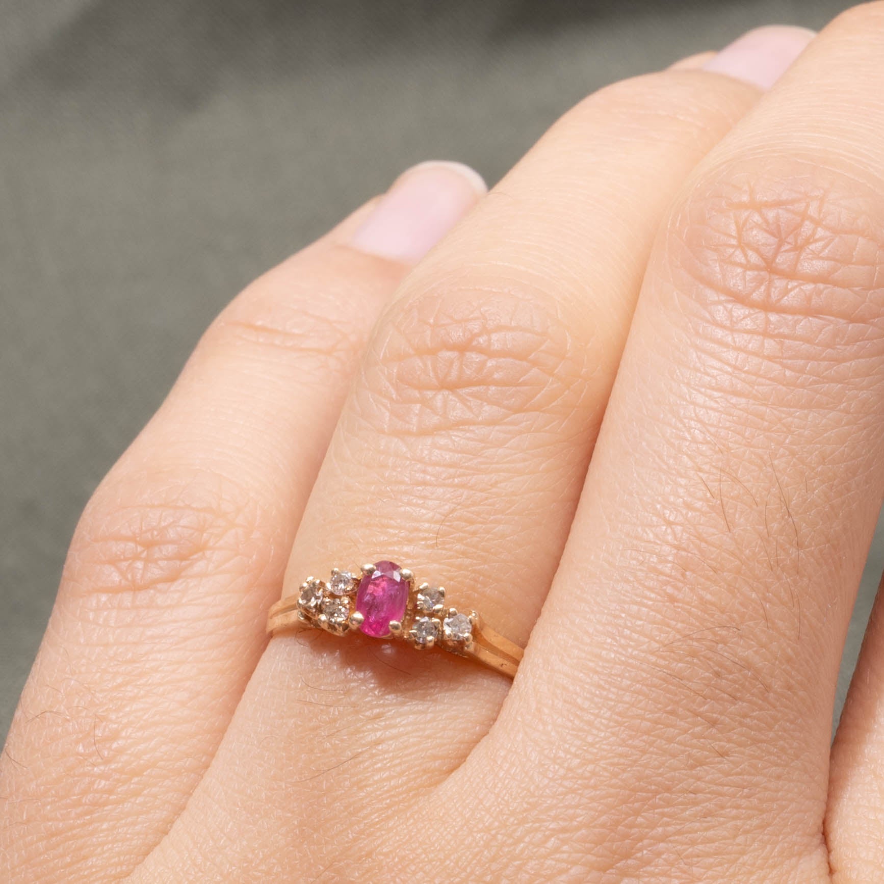 10k Ruby & Diamond Accents Ring | SZ 5.5