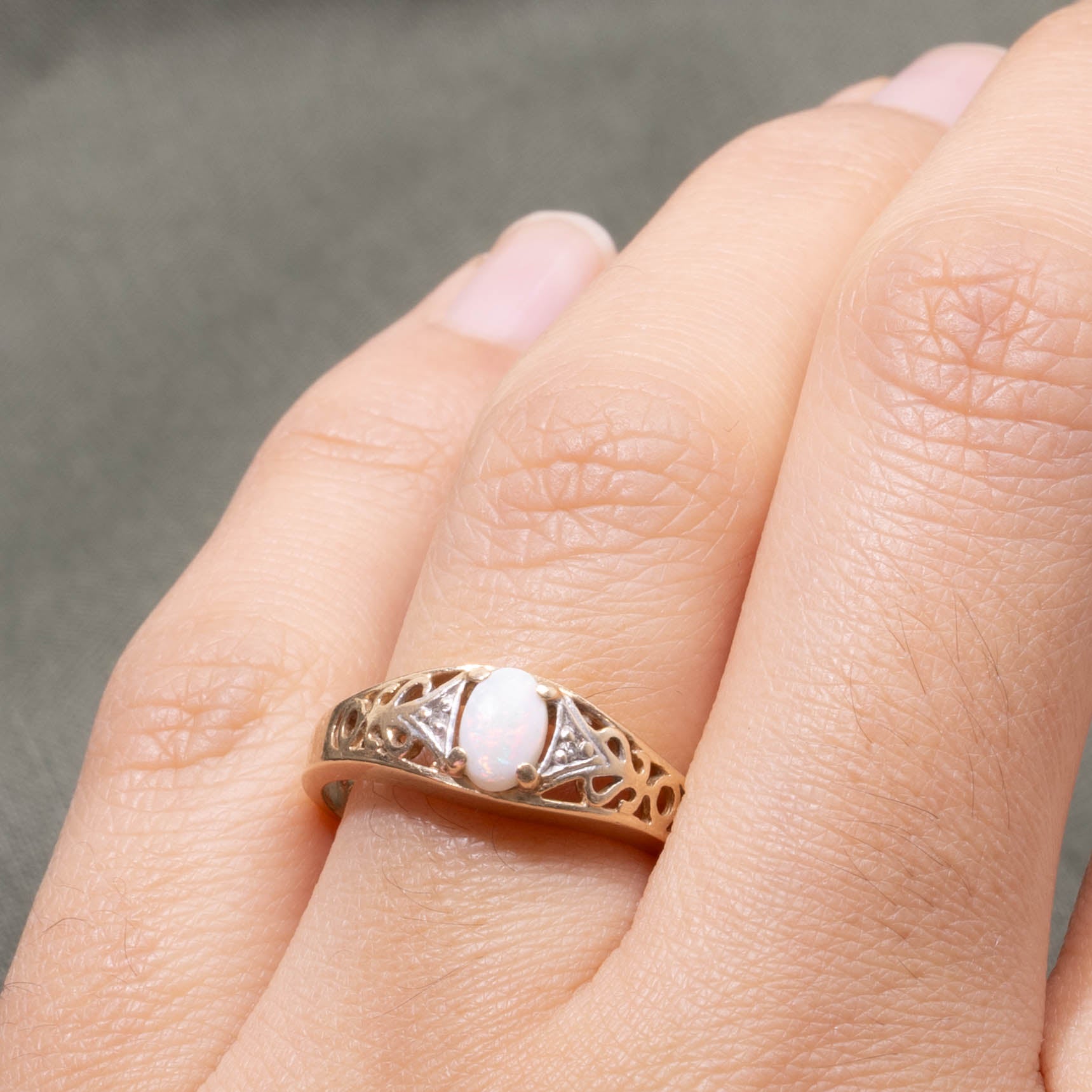 10k Opal & Diamond Triangle Openwork Ring | SZ 7