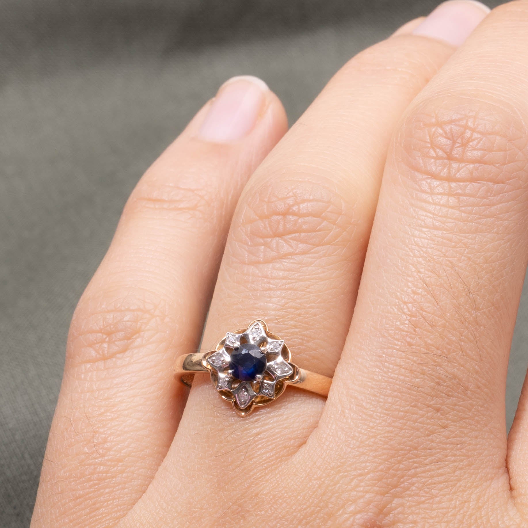 14k Two Tone Sapphire & Diamond Petal Ring | SZ 7