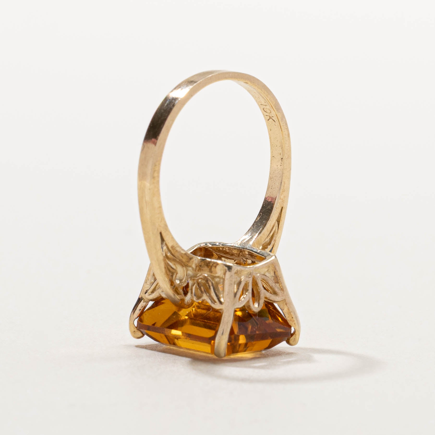 10k Solitaire Rectangle Cut Citrine Ring | 5.50ct | SZ 5