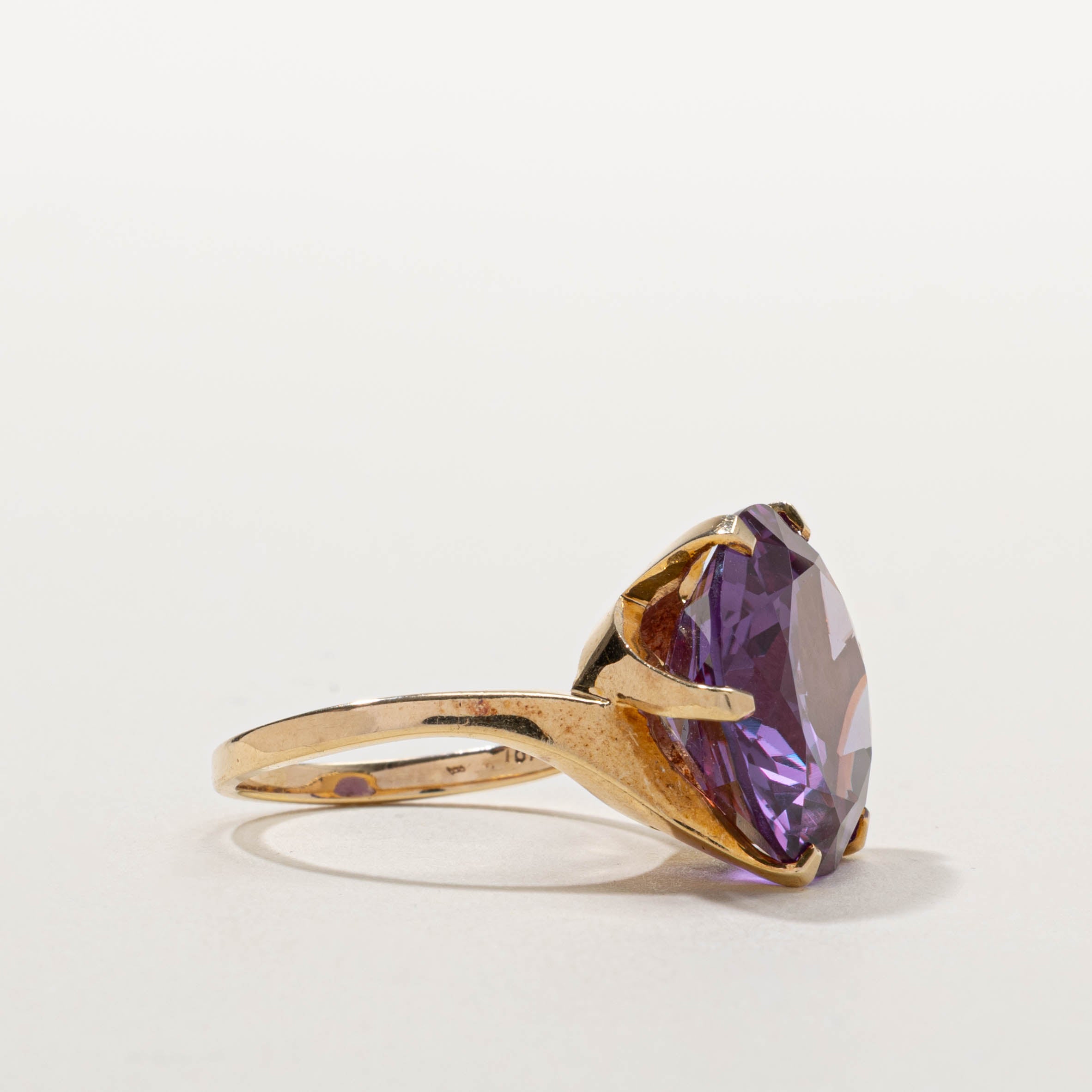 10k Synthetic Sapphire Cocktail Ring | 20.00ct | SZ 9