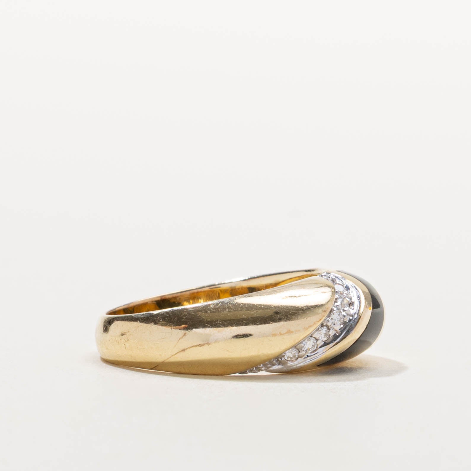 14k 80s Onyx & Diamond Dome Ring | 0.75ct, 0.06ctw | SZ 7