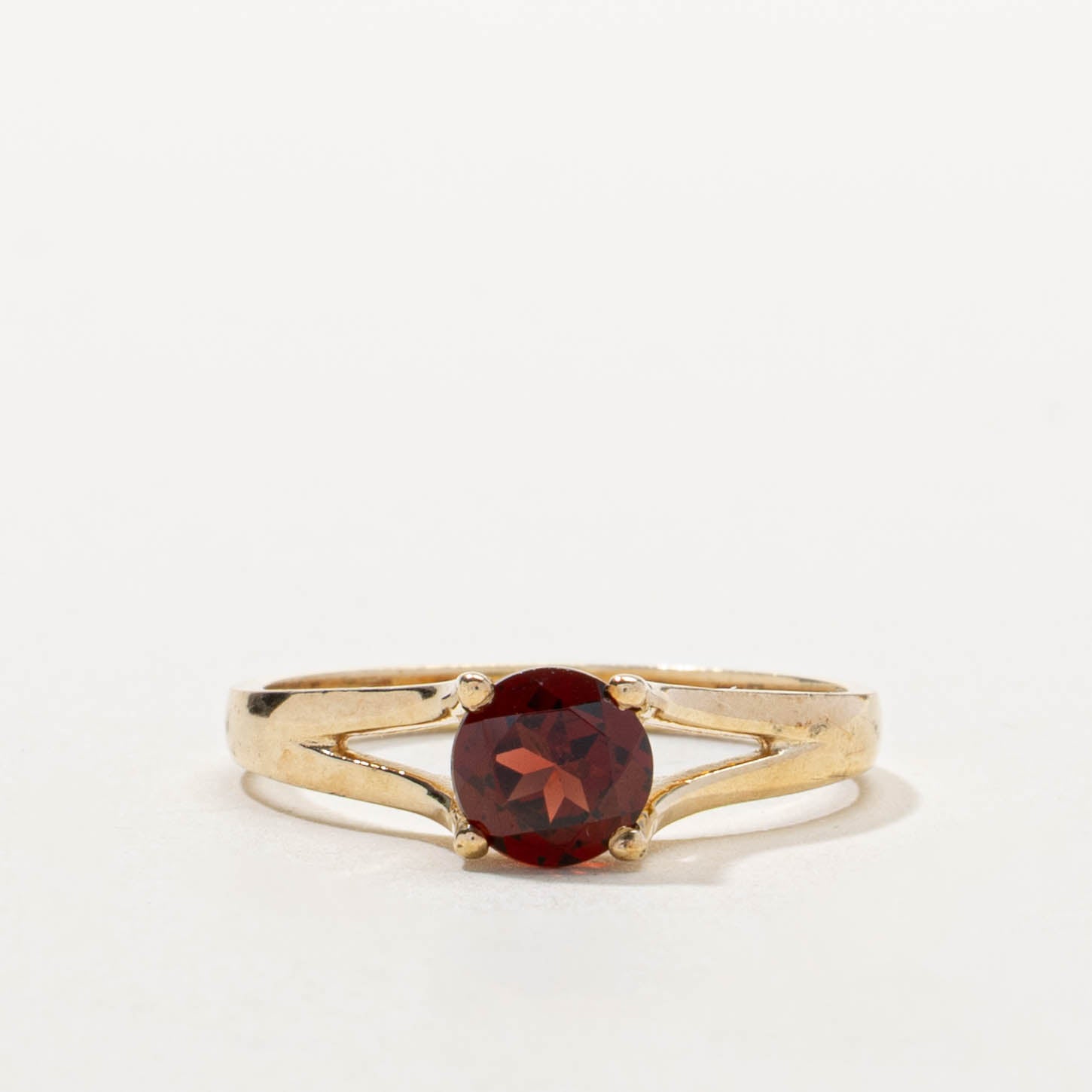 10k Solitaire Garnet Split Shank Ring | 2.05ct | SZ 7.25