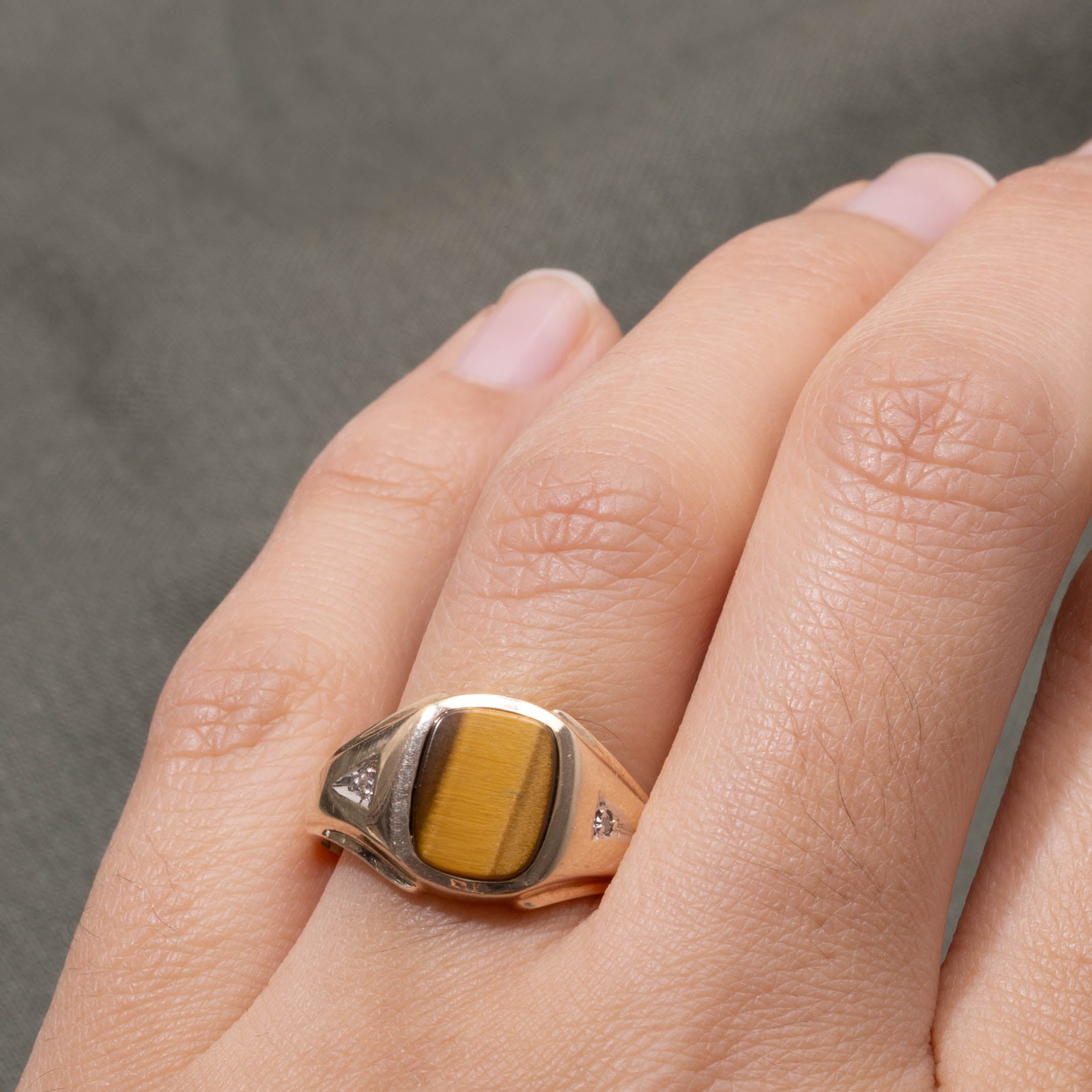 10k Tiger's Eye & Diamond Signet Ring | 2.50ct, 0.02ctw | SZ 8.5