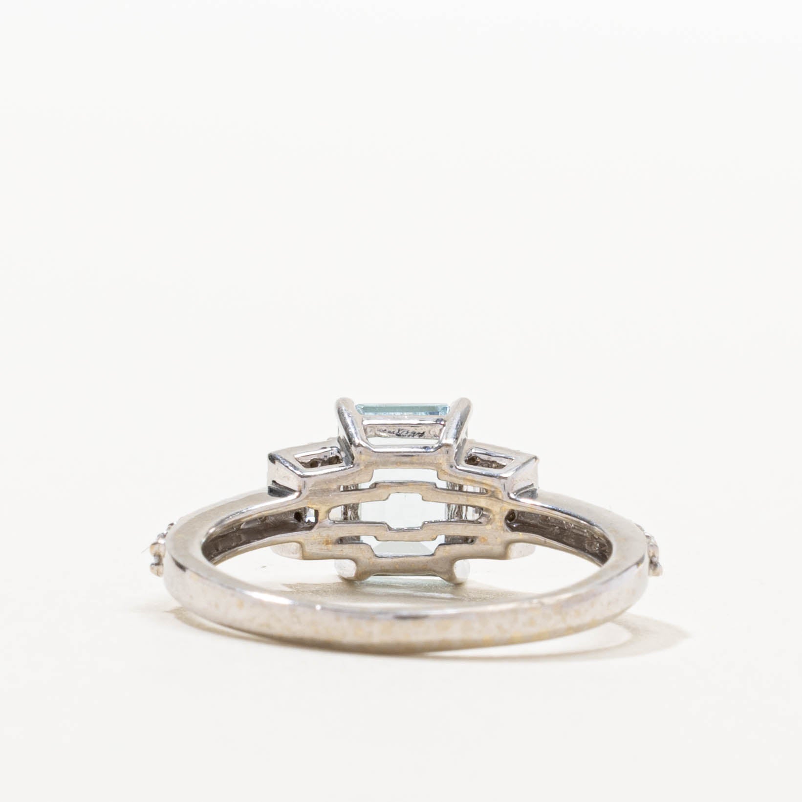 14k Aquamarine & Diamond Accented Ring | 1.50ct, 0.35ctw | SZ 8.5