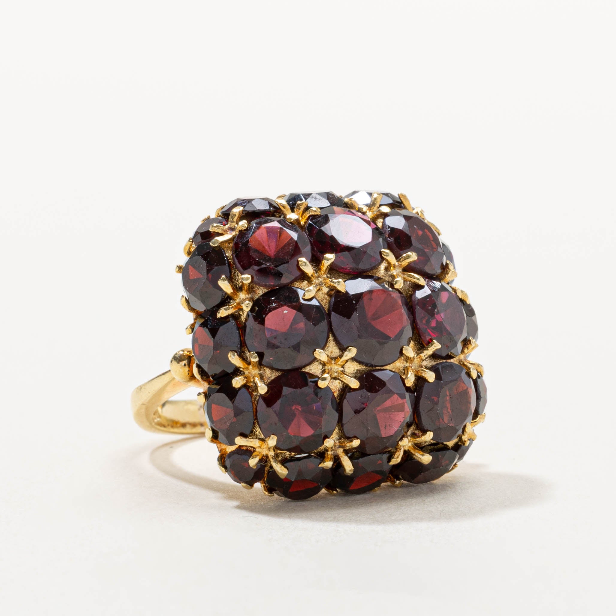 18k Garnet Cluster Cushion Cocktail Ring | 16.00ctw | SZ 7