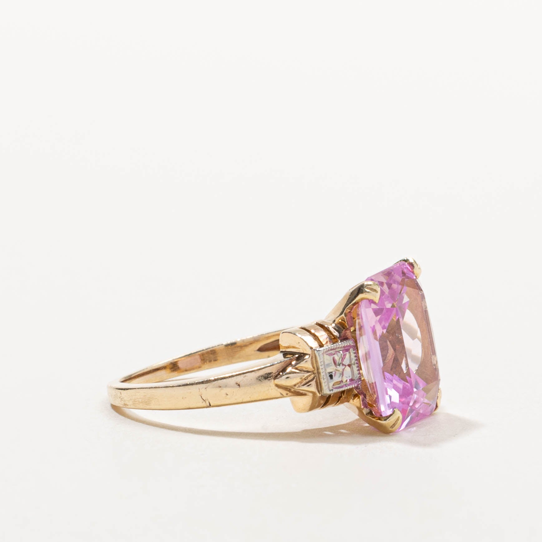 10k Retro Synthetic Sapphire Engraved Ring | 6.50ct | SZ 7.75